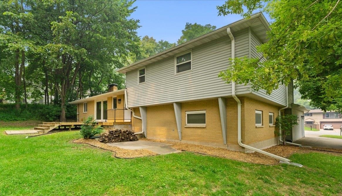 2596 Deckner Avenue Property Photo 5