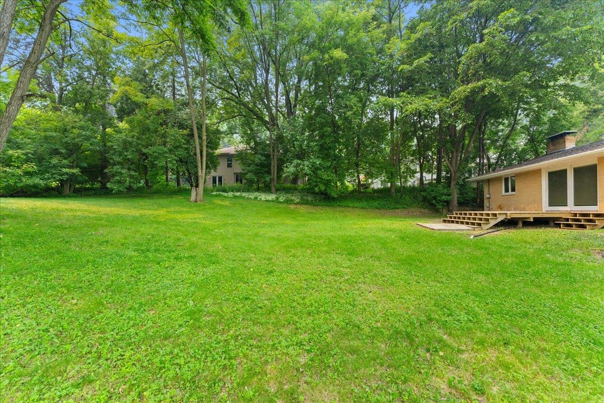 2596 Deckner Avenue Property Photo 6