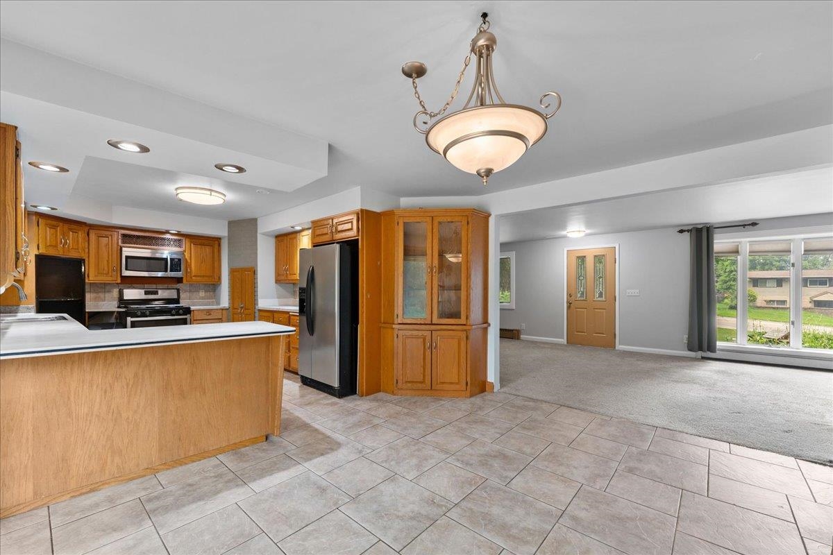 2596 Deckner Avenue Property Photo 18