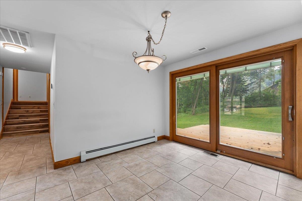 2596 Deckner Avenue Property Photo 19