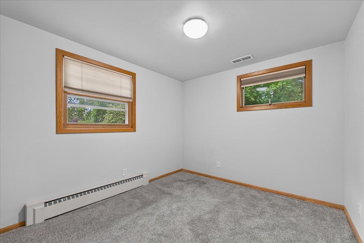 2596 Deckner Avenue Property Photo 44