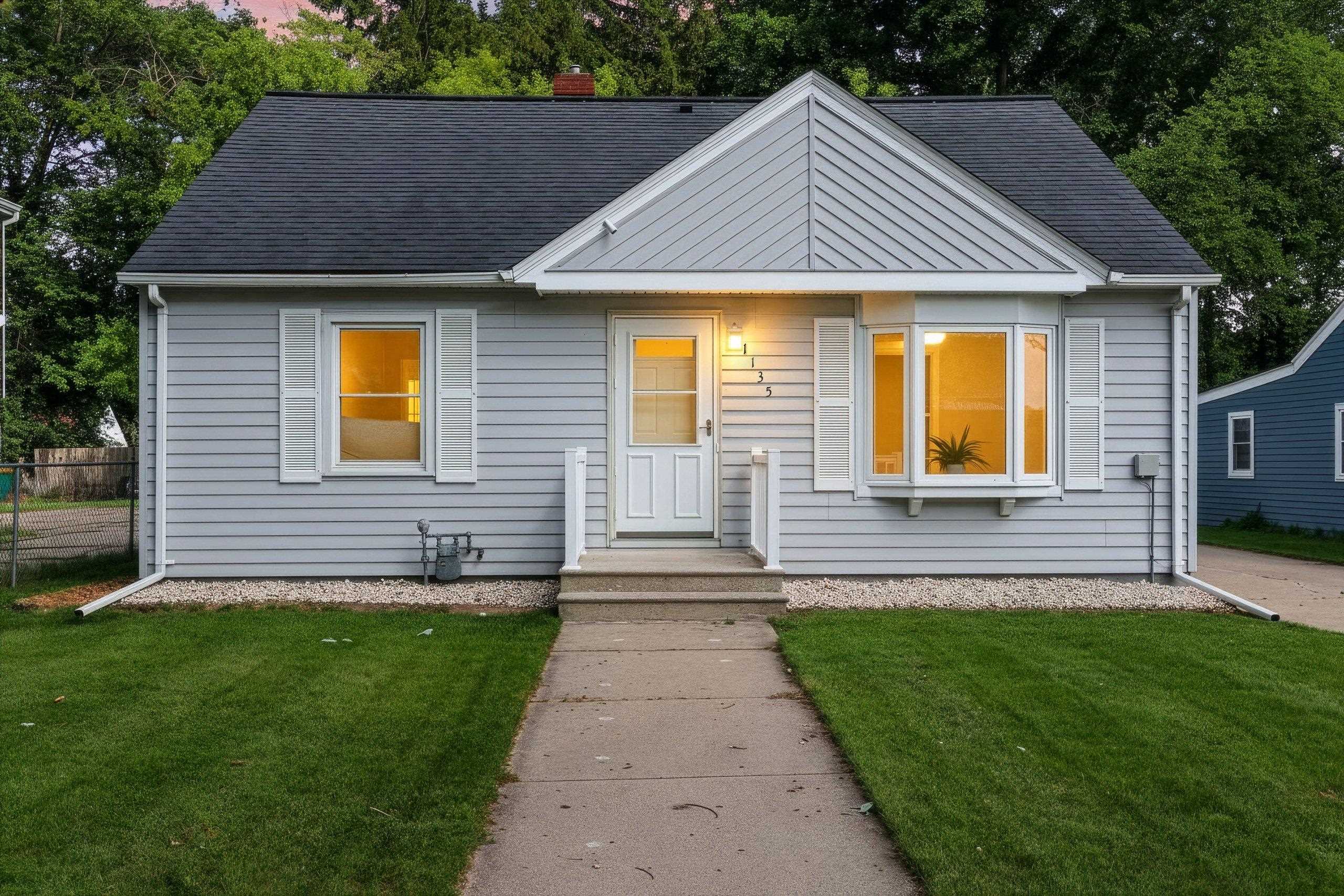 1135 WIRTZ Avenue