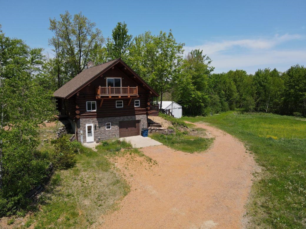 W17810 Eland Road Property Photo 1