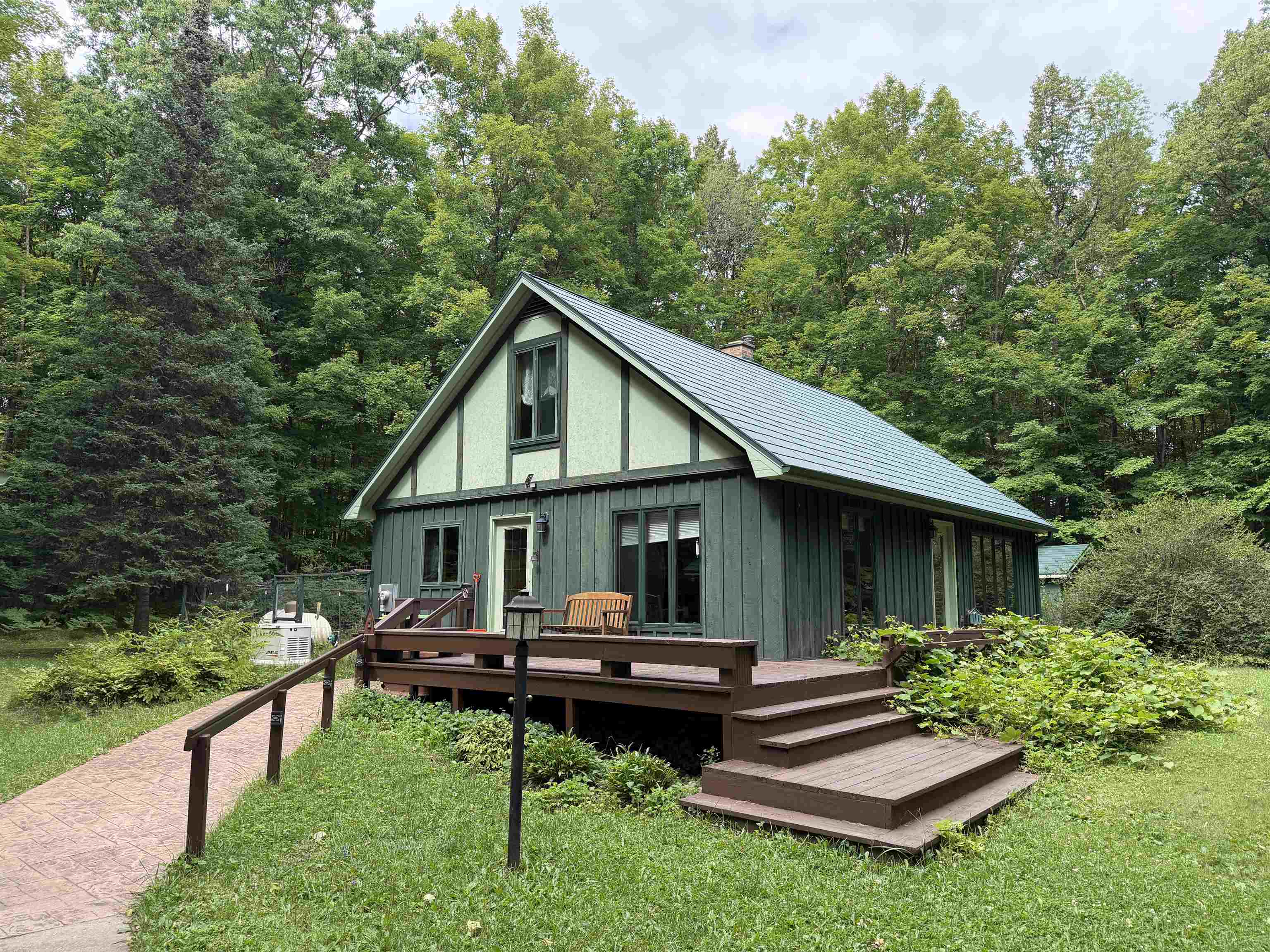 W7230 Marquis Road Property Photo 1