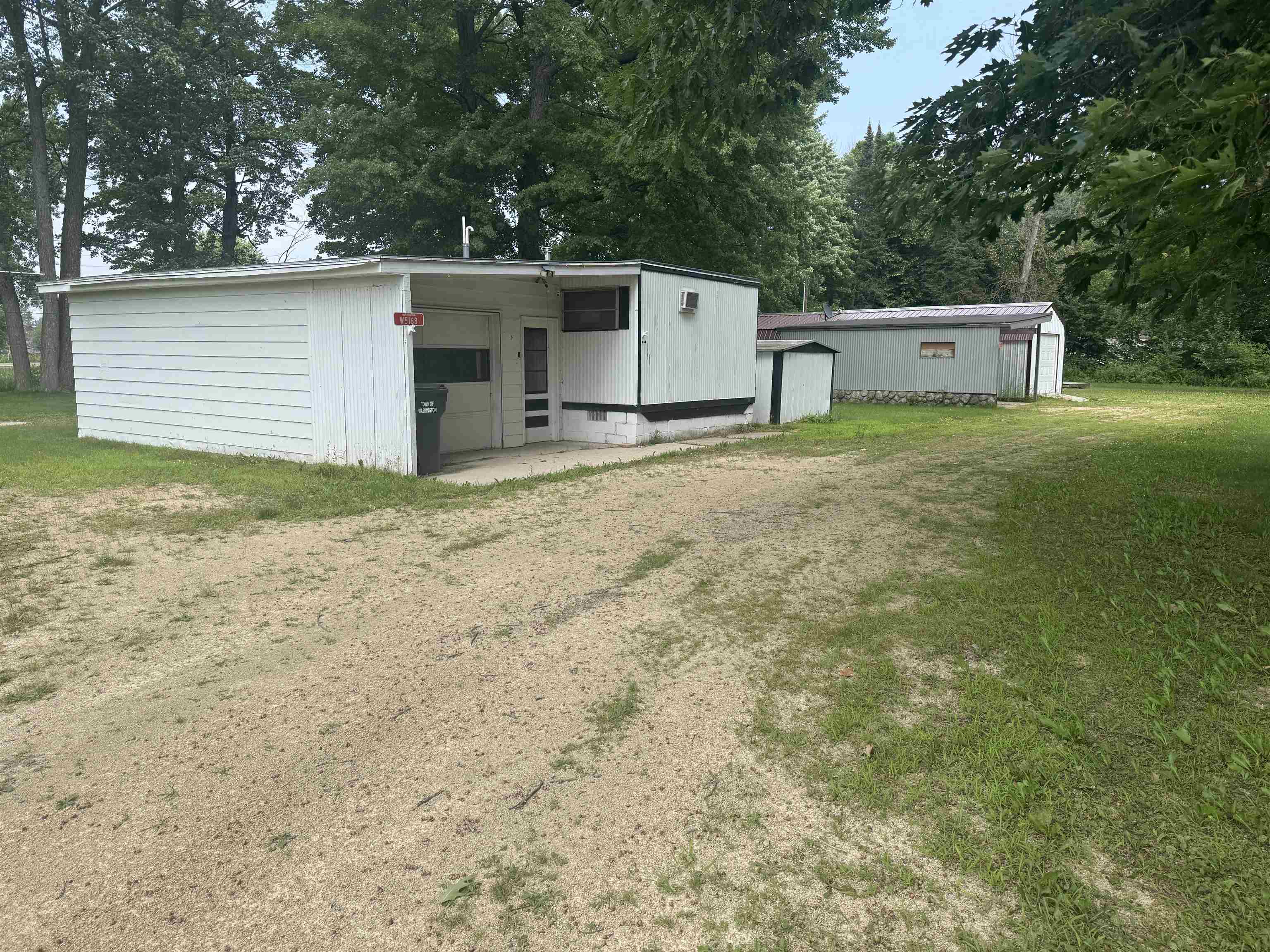 W5168 Shady Lane Property Photo 1