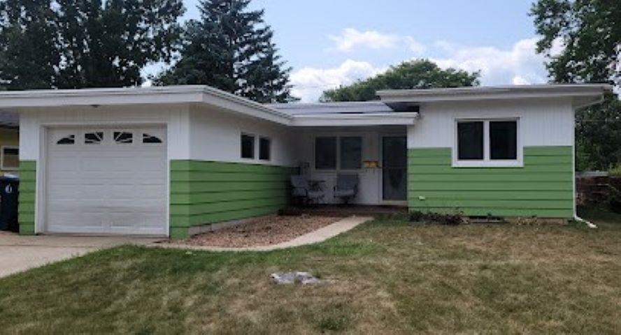 282 Muenter Avenue Property Photo 1