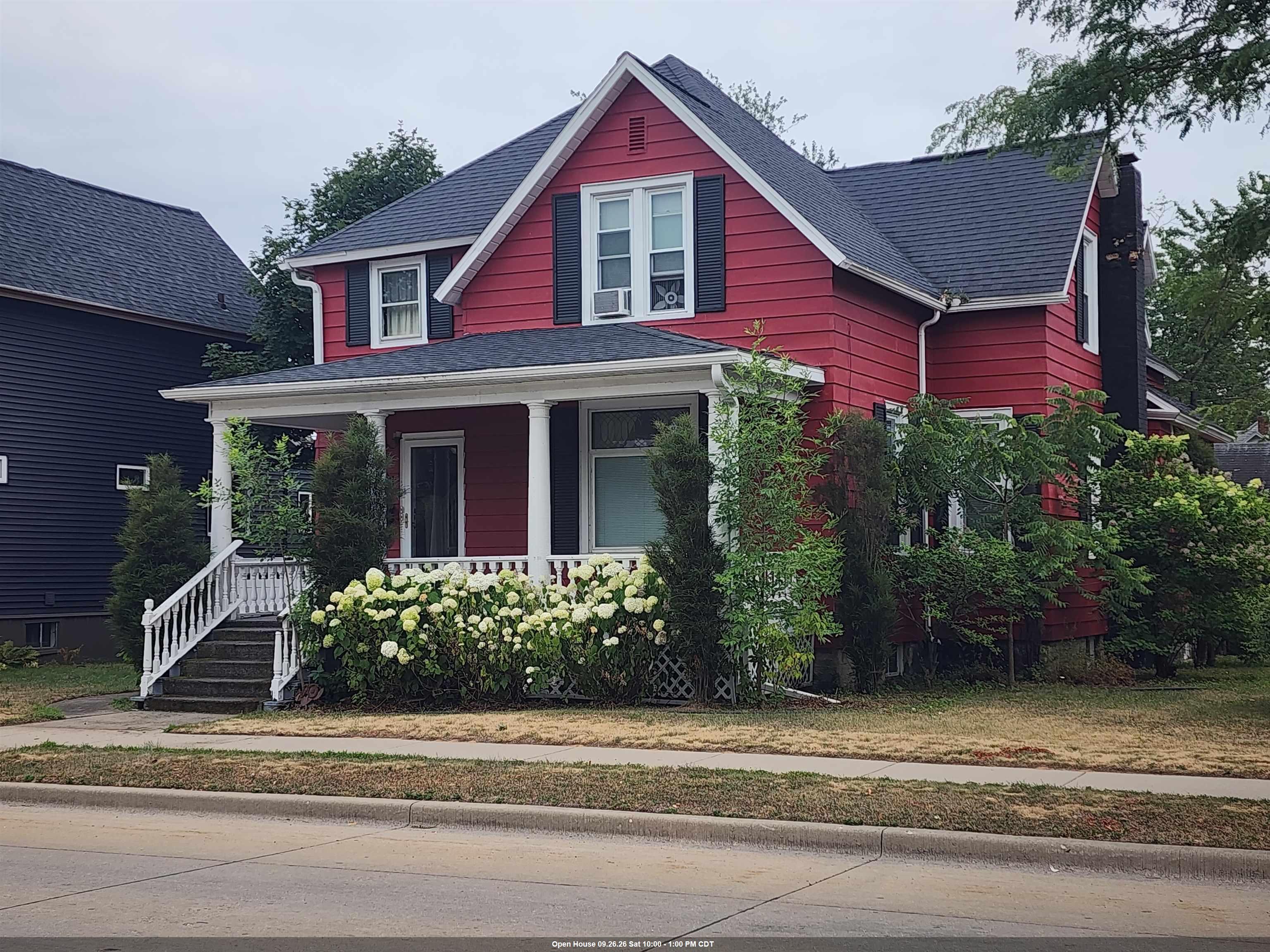 2721 Hall Avenue Property Photo 1