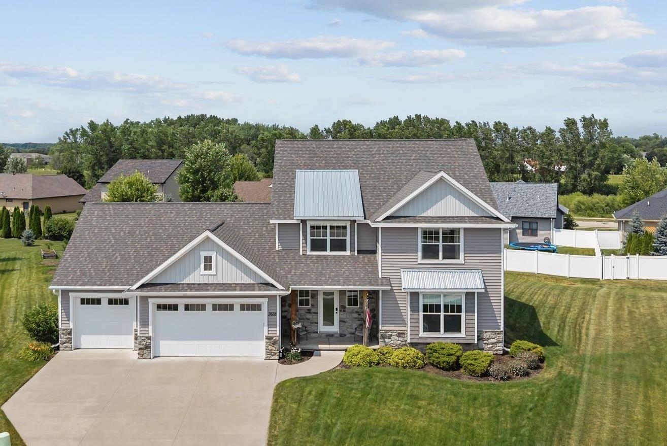 3635 GOLDEN HILL Court Property Photo 1