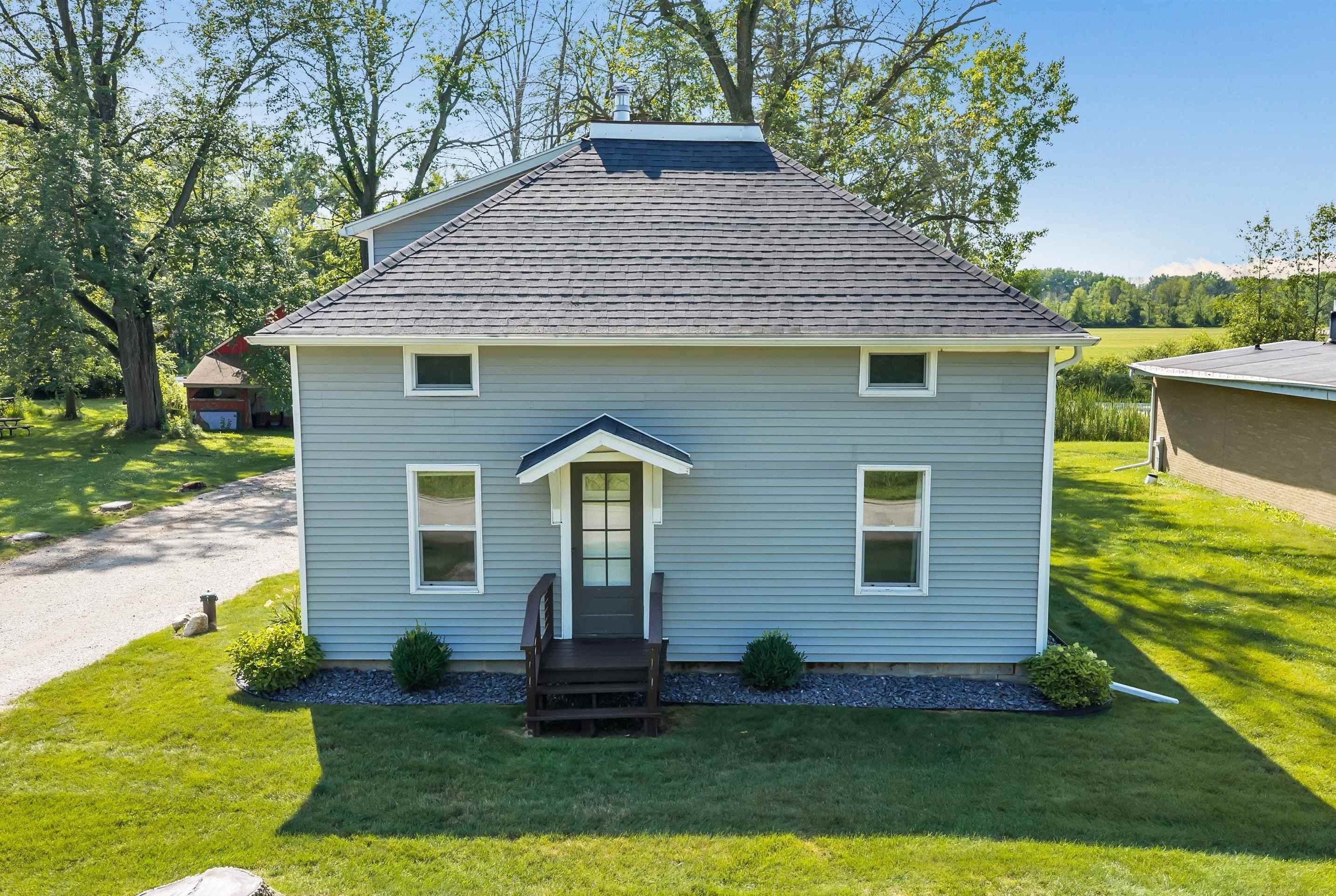 1139 Grosse Road Property Photo 1