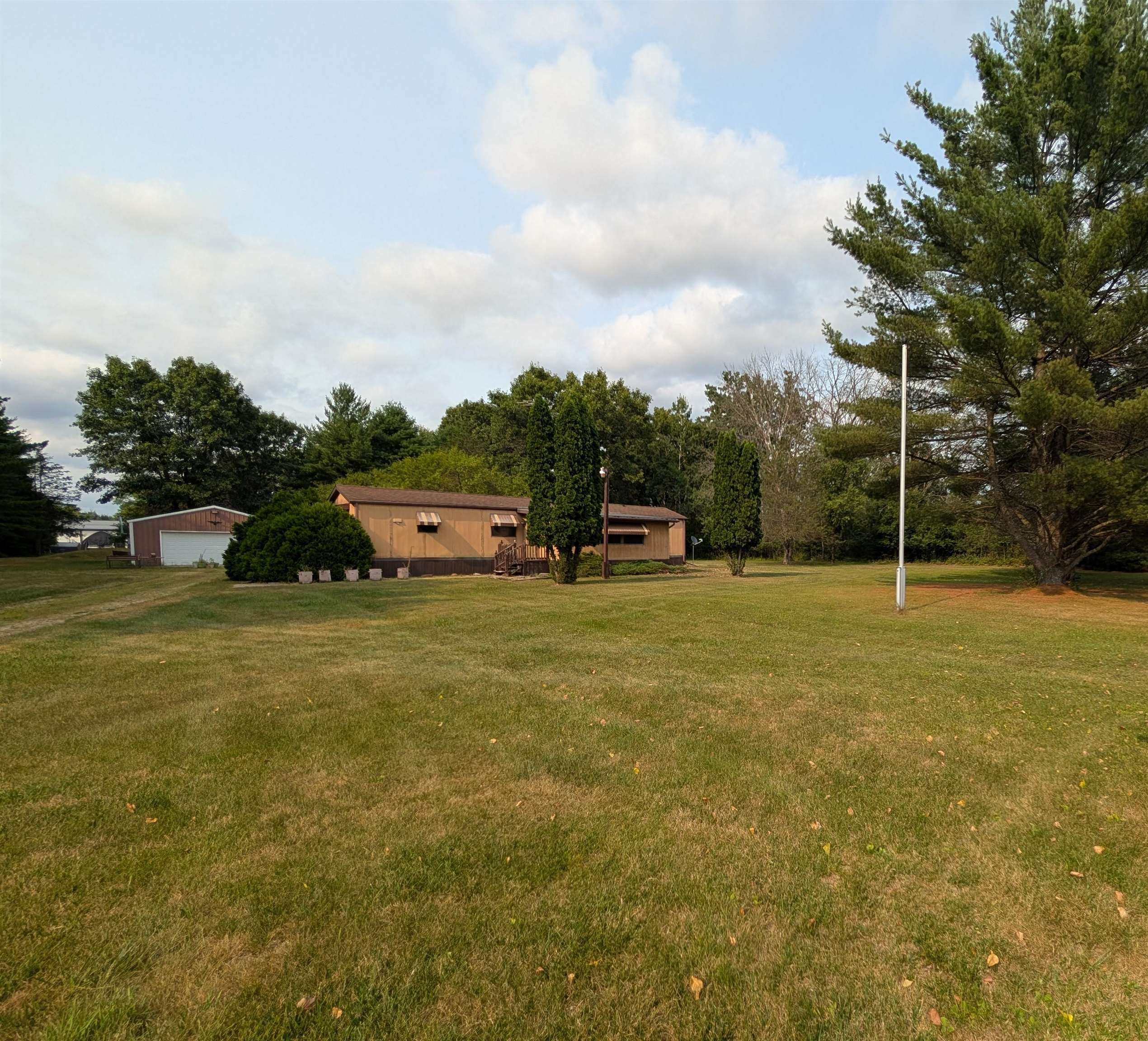 614 Spruce Circle Property Photo 1
