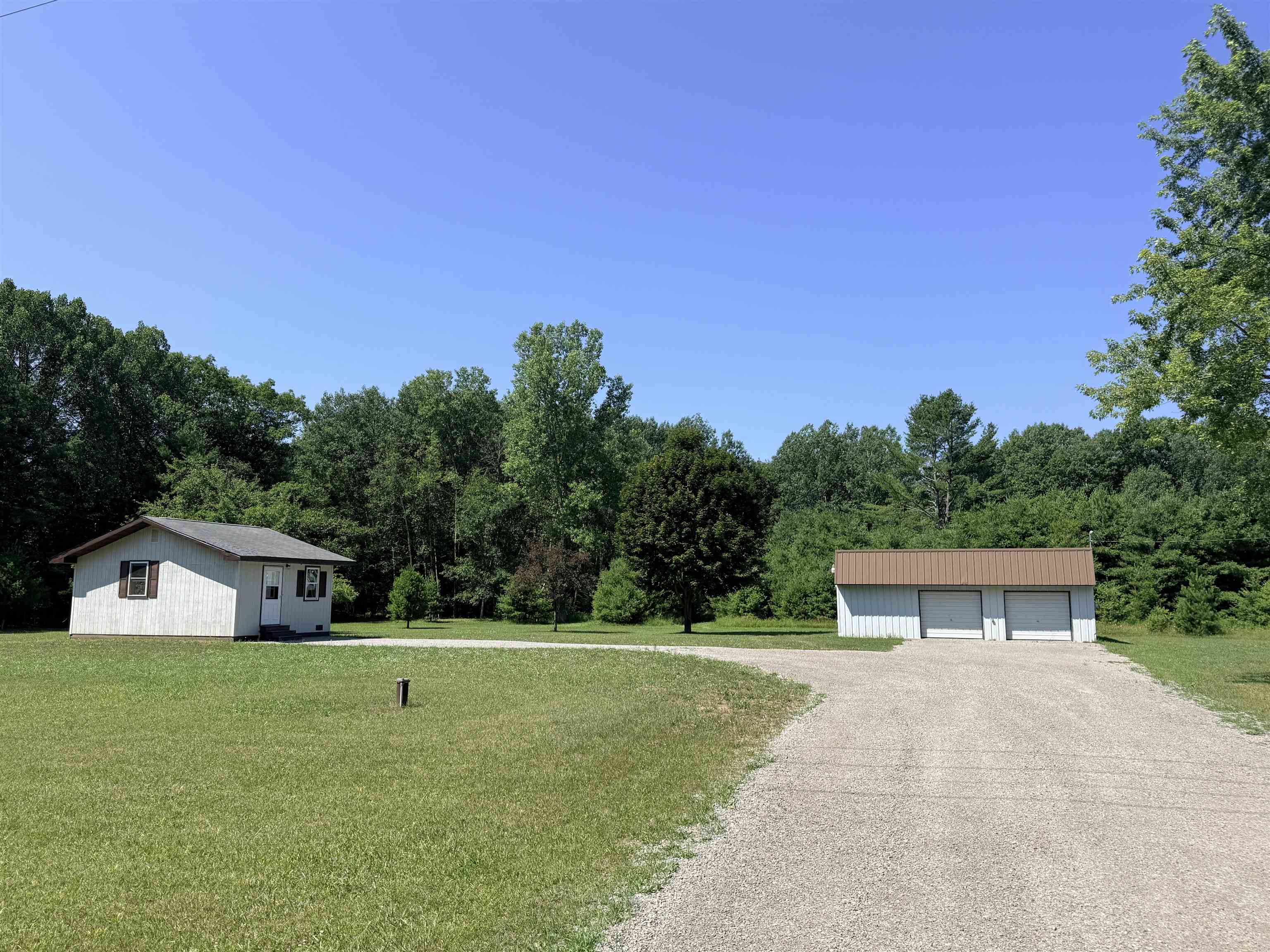 N6317 P-1 Road Property Photo 1