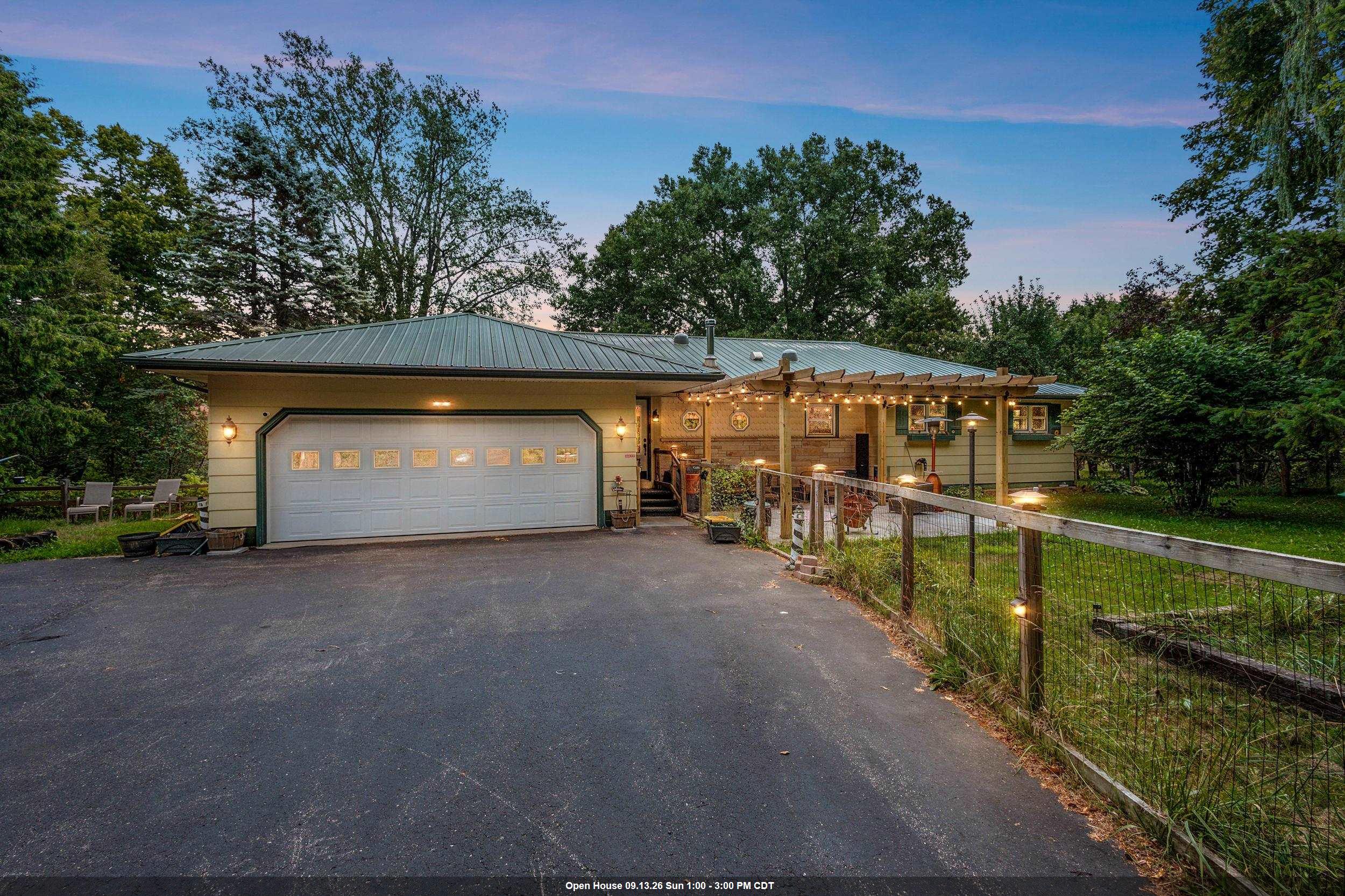 N6474 State Highway M-35 Property Photo 1