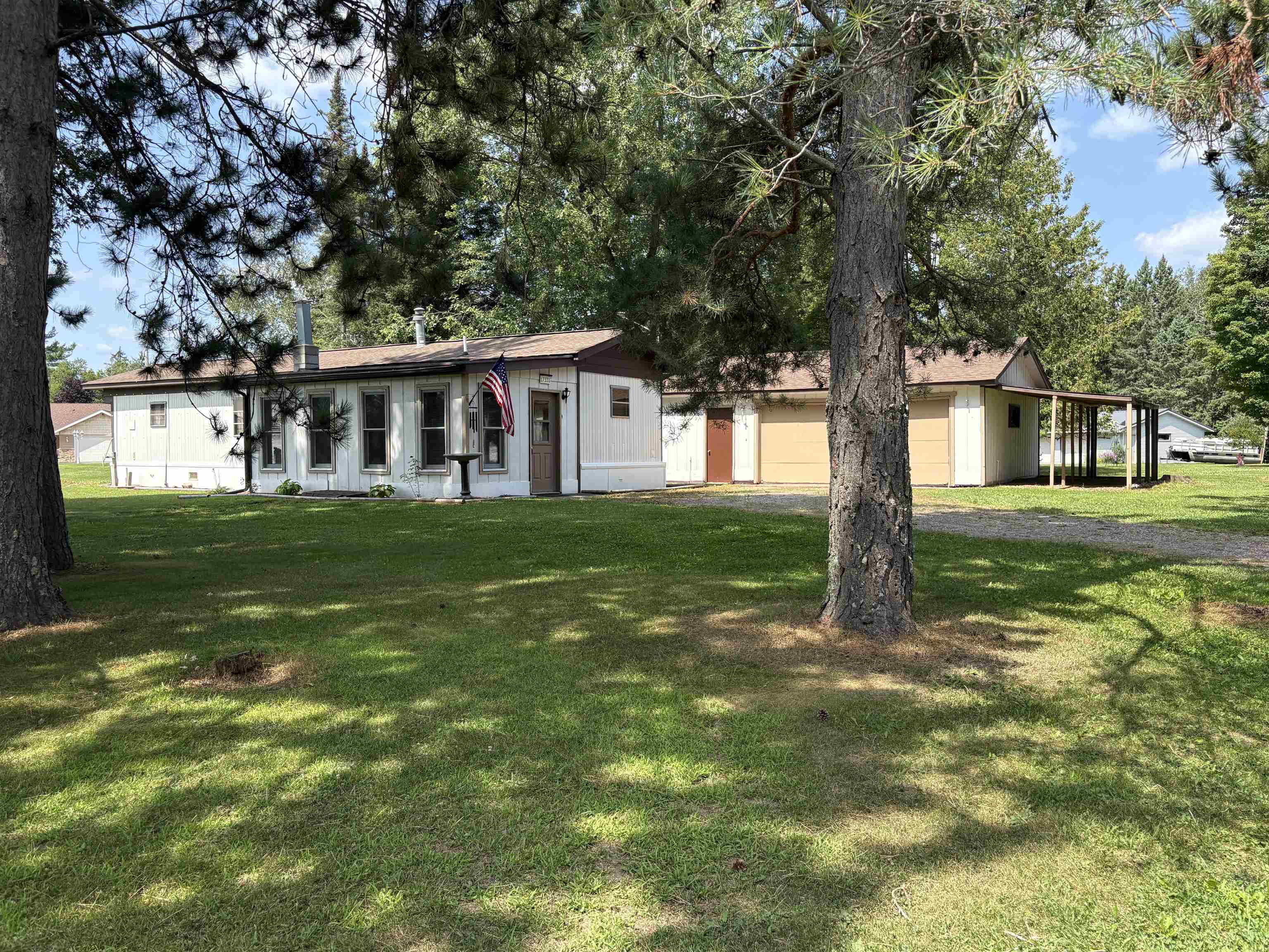 17331 Valley View Road Property Photo 1