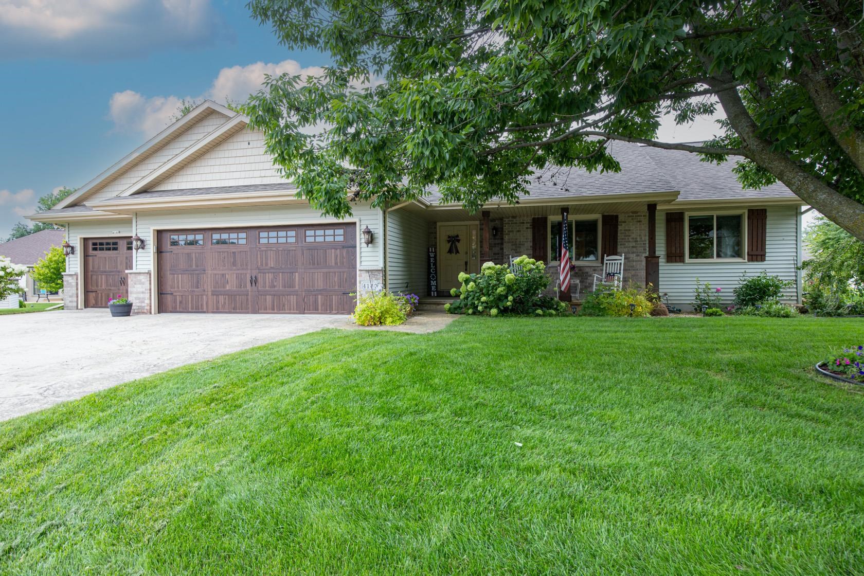 4149 WESTVIEW Lane
