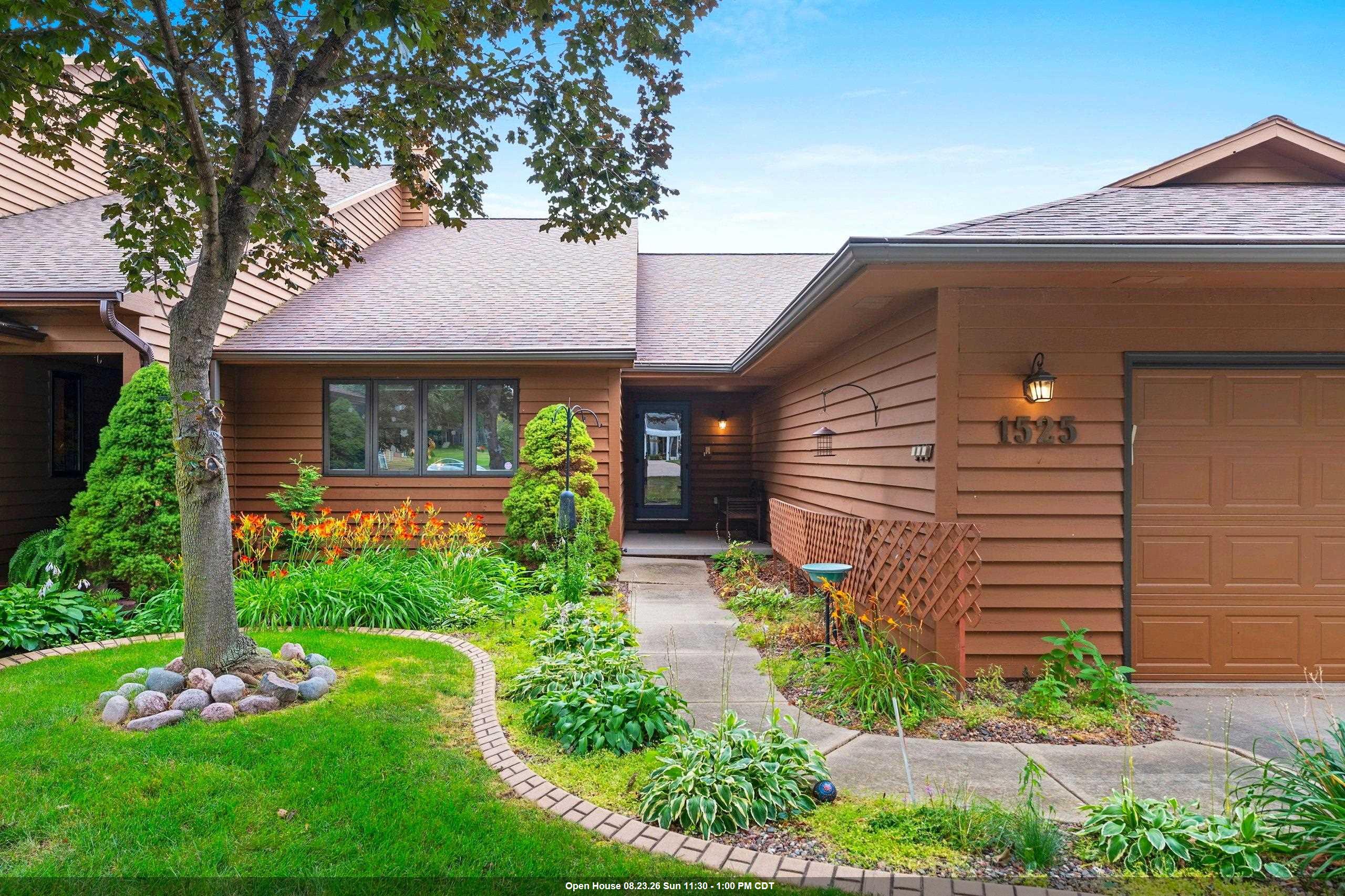 1525 N BAY HIGHLANDS Drive