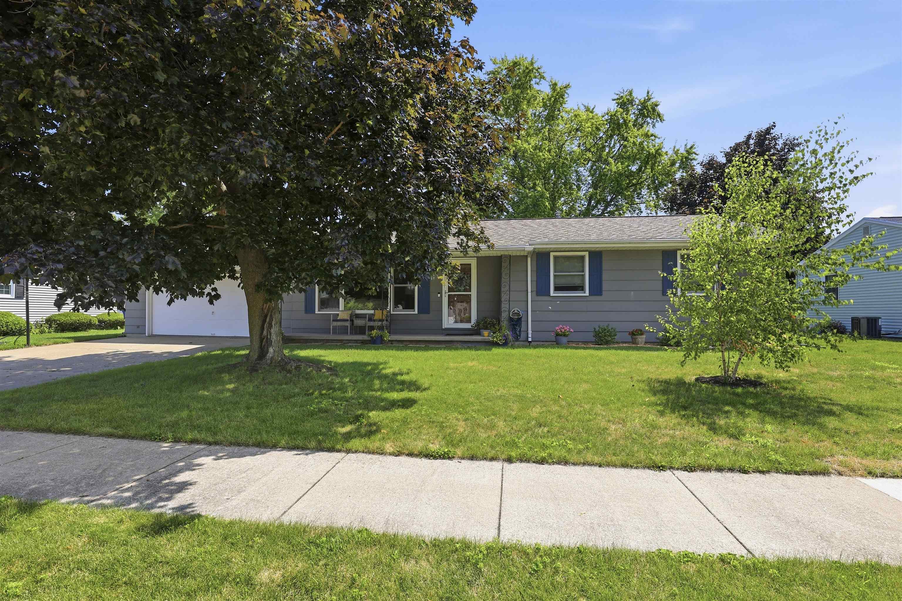 815 Eckardt Court Property Photo 1