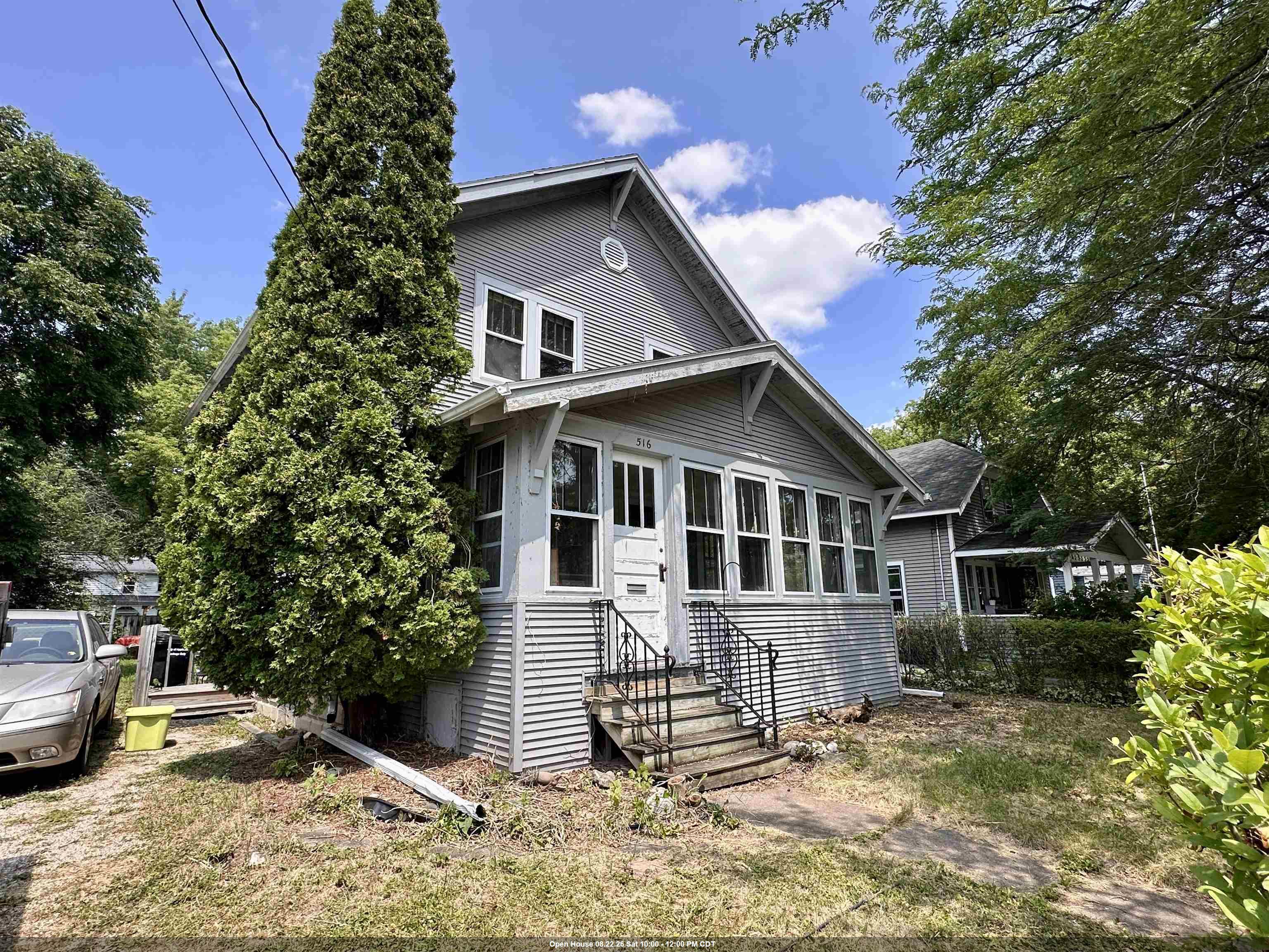 516 E Maple Street Property Photo 1