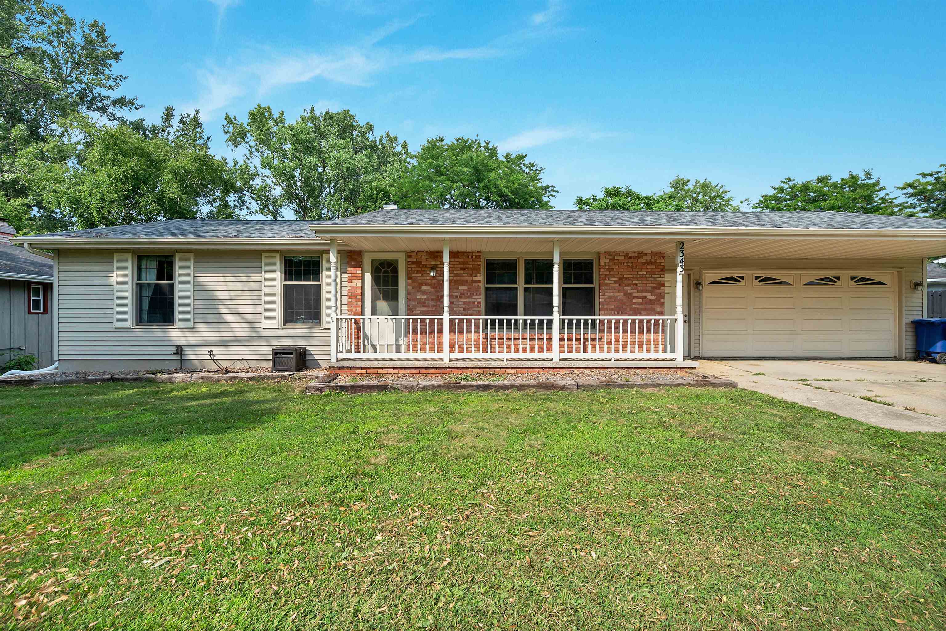2343 Deer Trail Property Photo 1