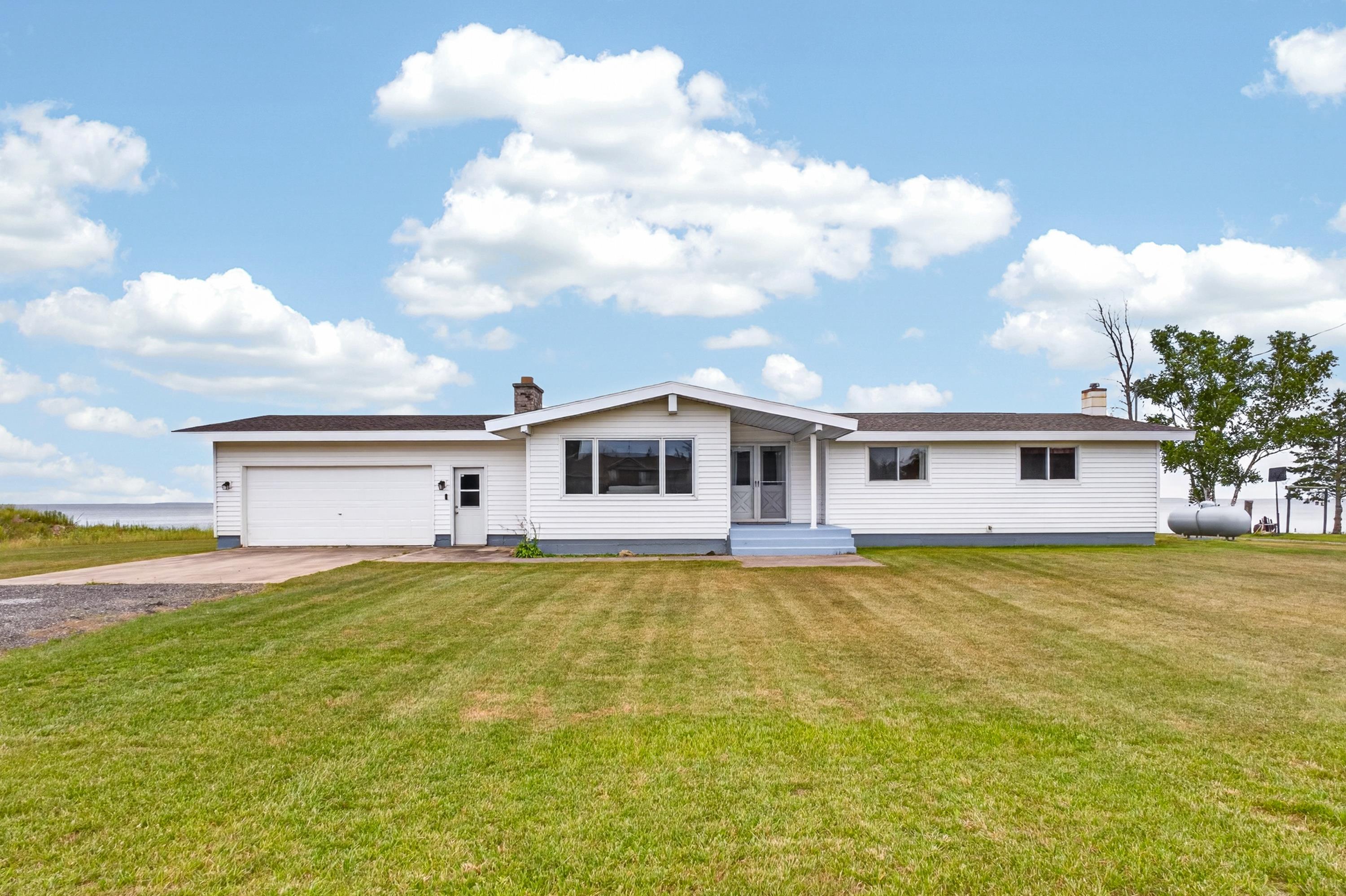N7386 M-35 Highway Property Photo 1