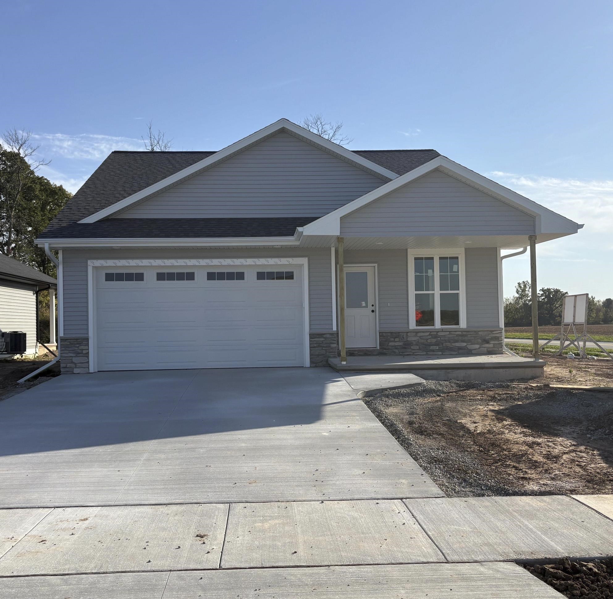 927 Enclave Court Property Photo 1