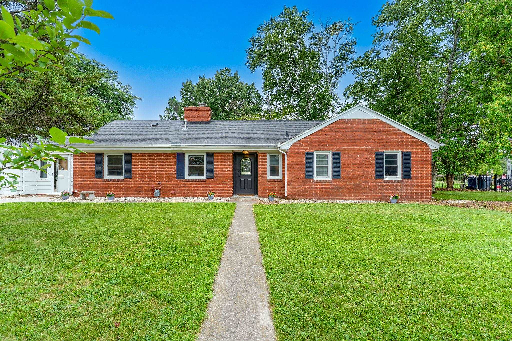 434 Beaupre Street Property Photo 1
