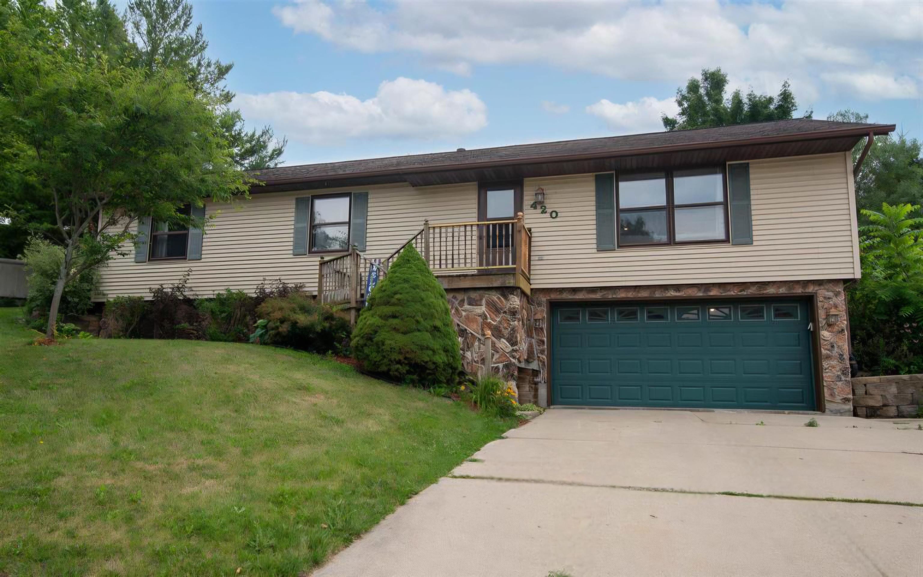 420 Donald Street Property Photo 1
