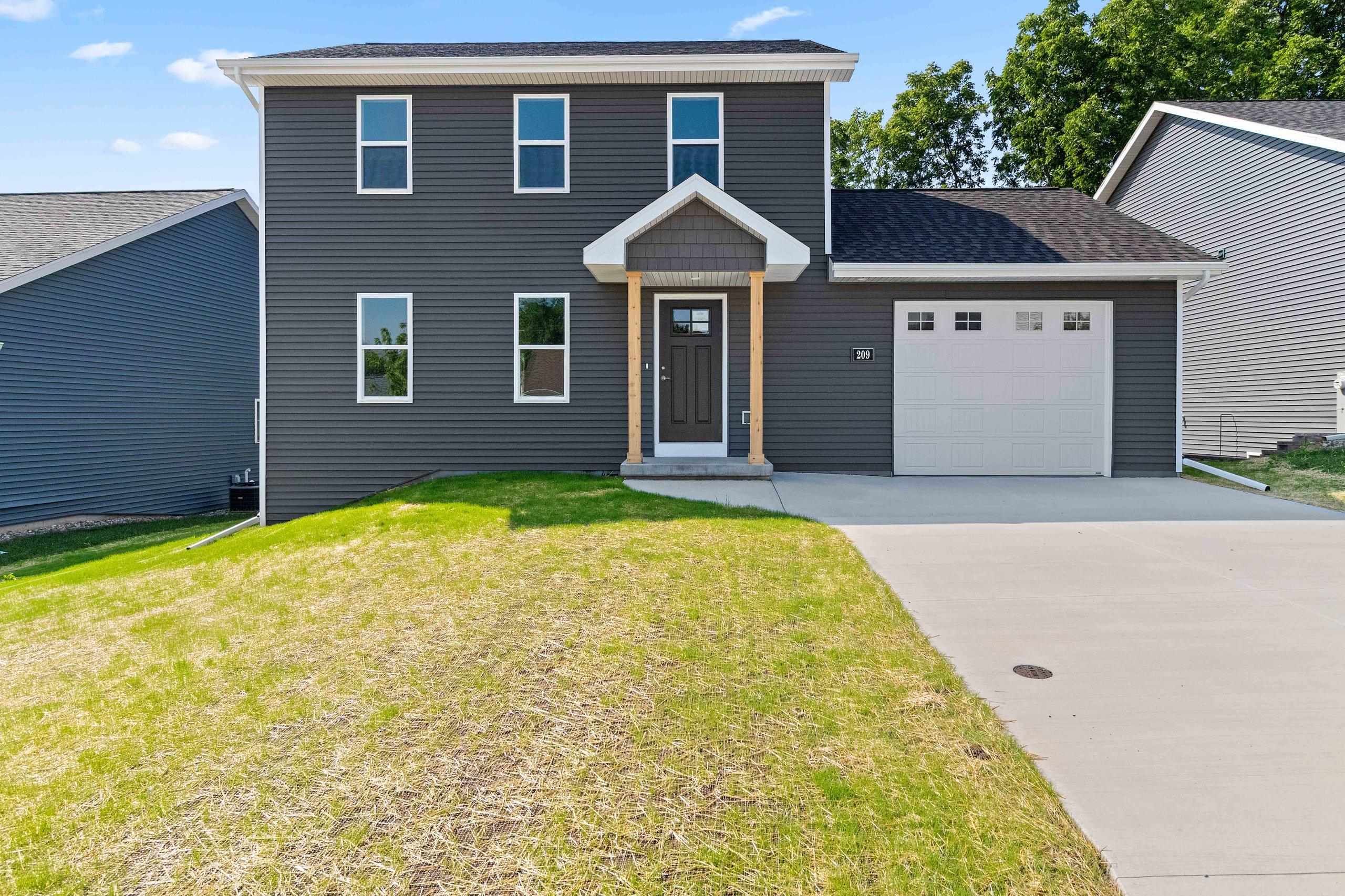 209 Evergreen Lane Property Photo 1