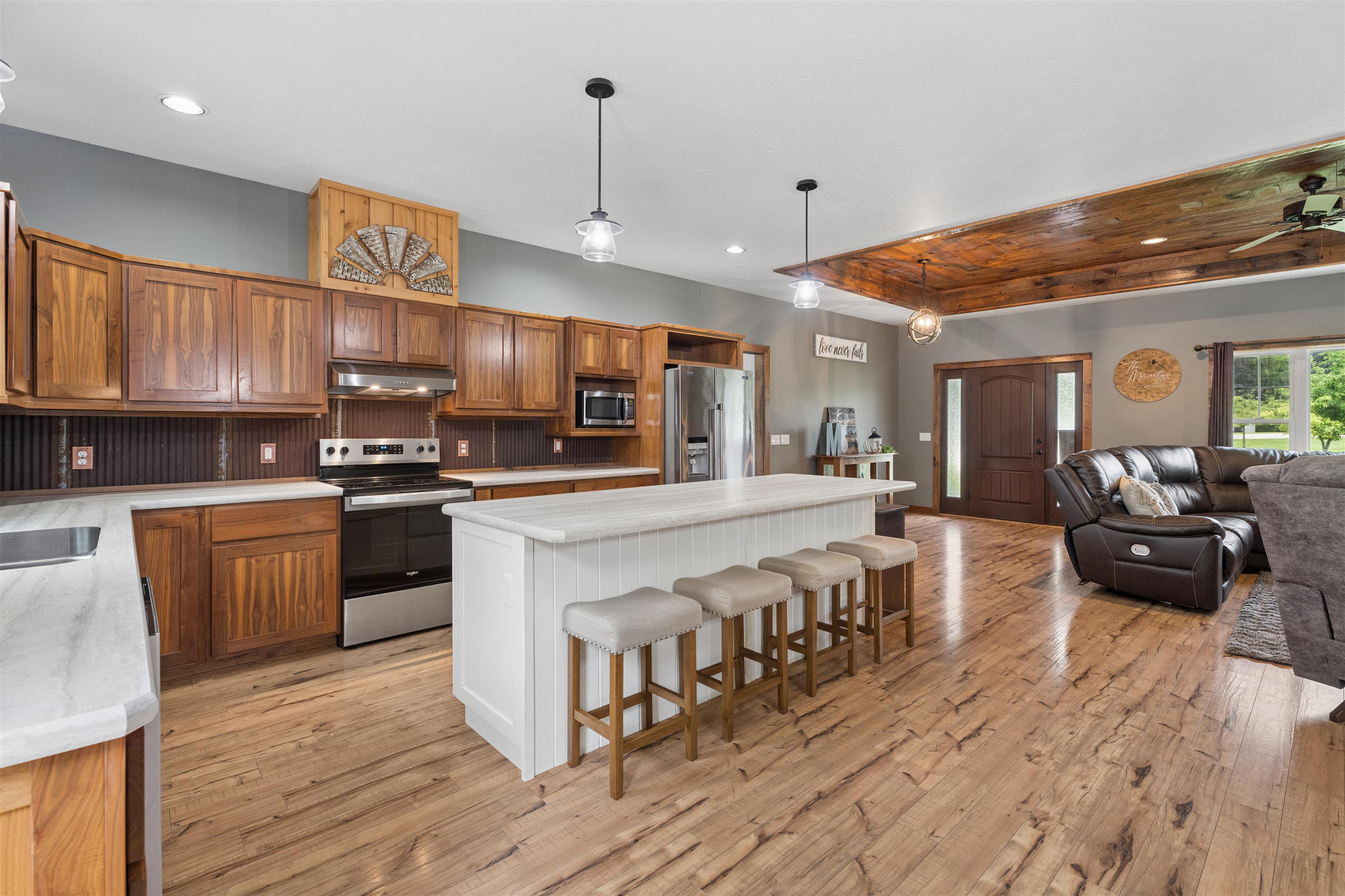 183 Rease Street Property Photo 2