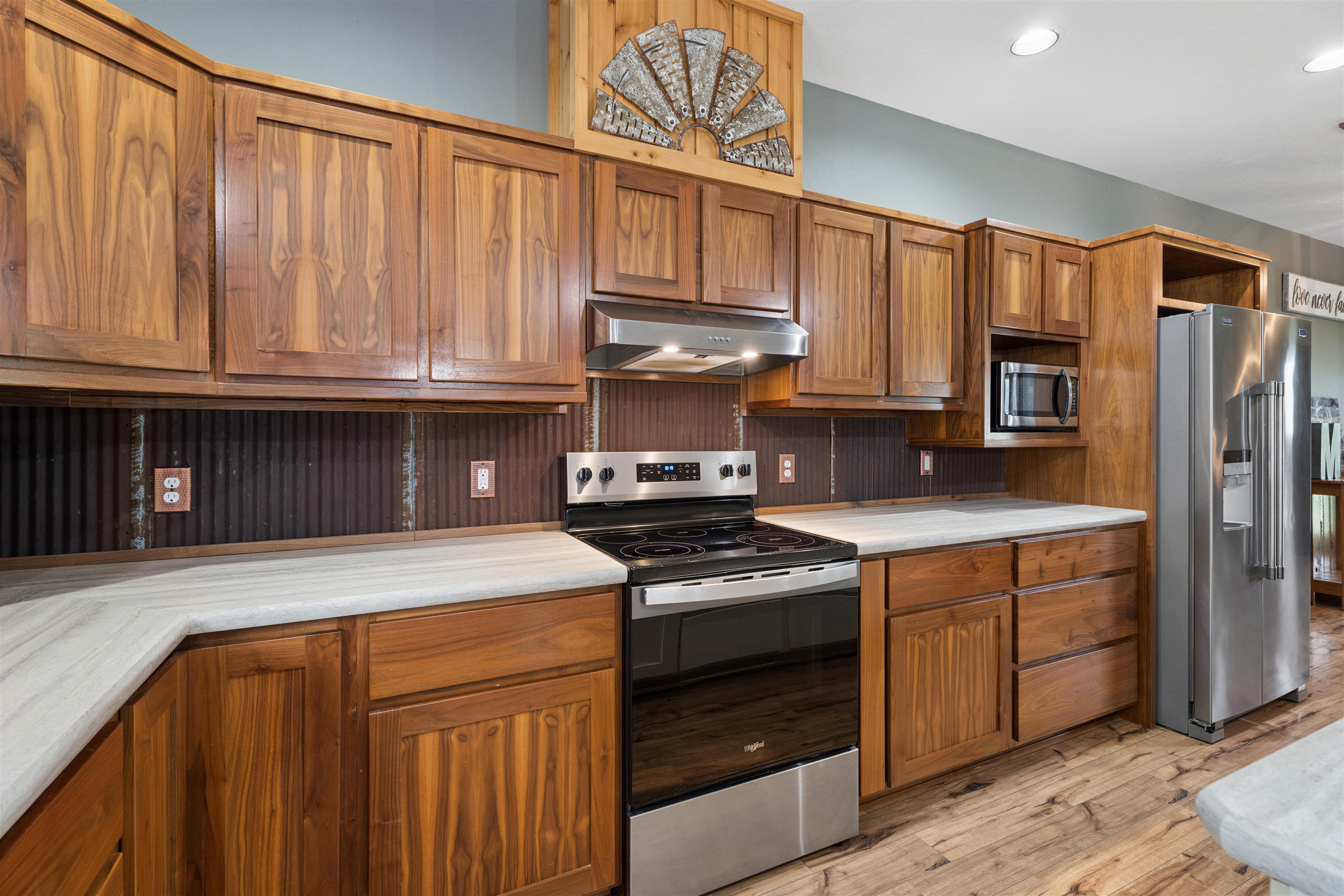 183 Rease Street Property Photo 7