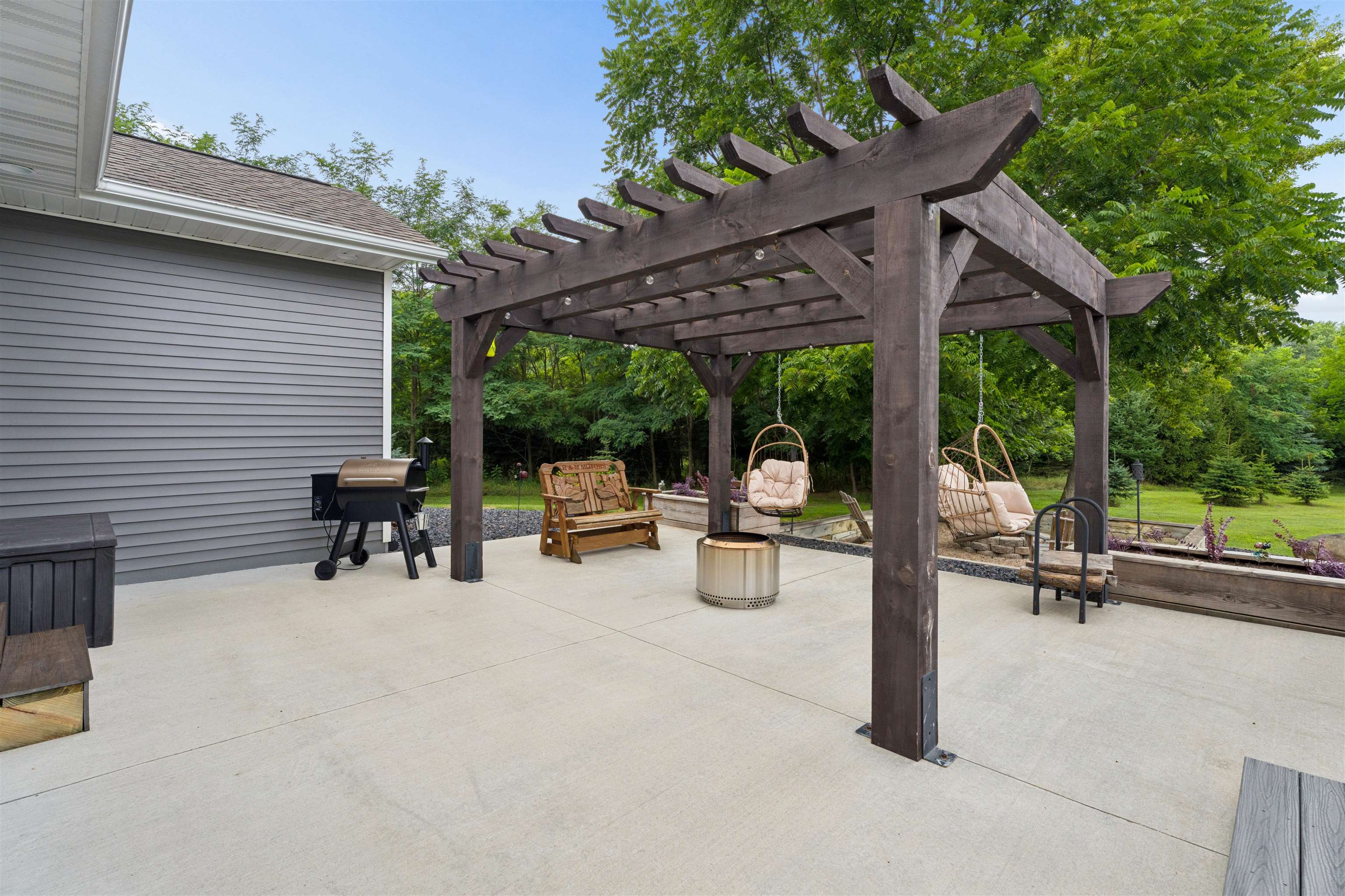 183 Rease Street Property Photo 37