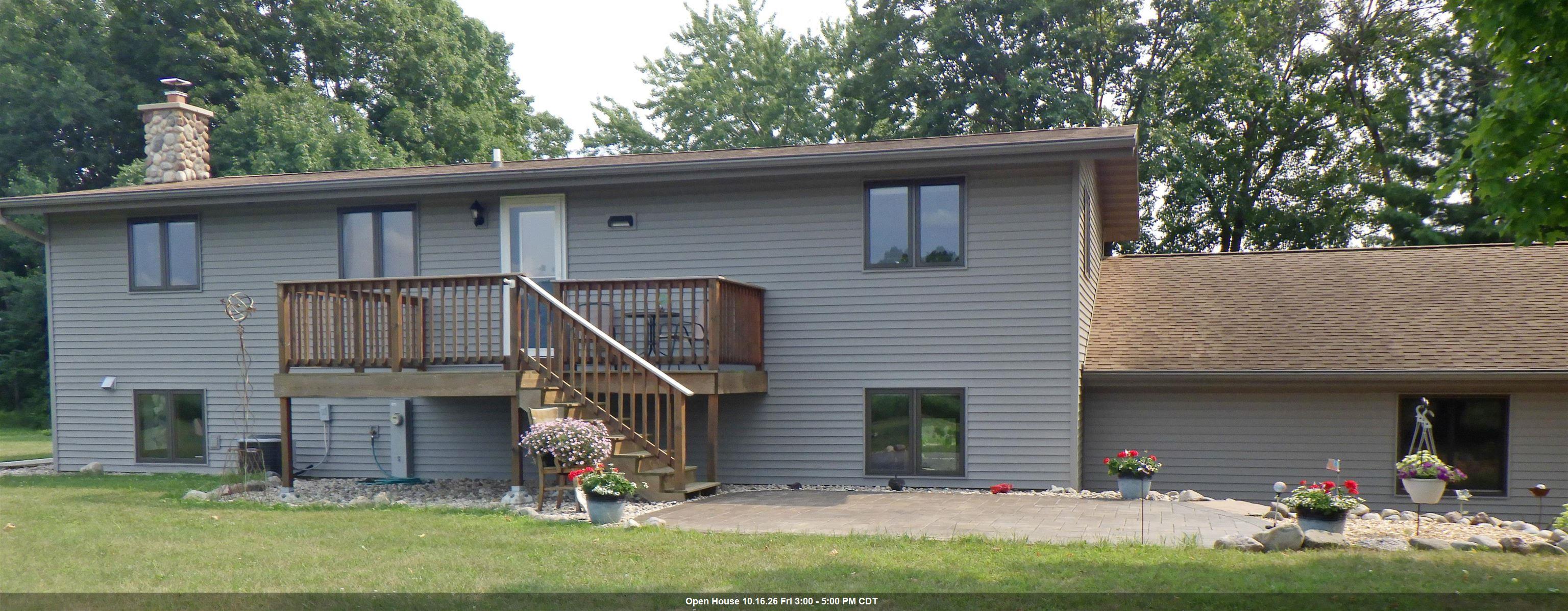 N10923 Yaeger Road Property Photo 1