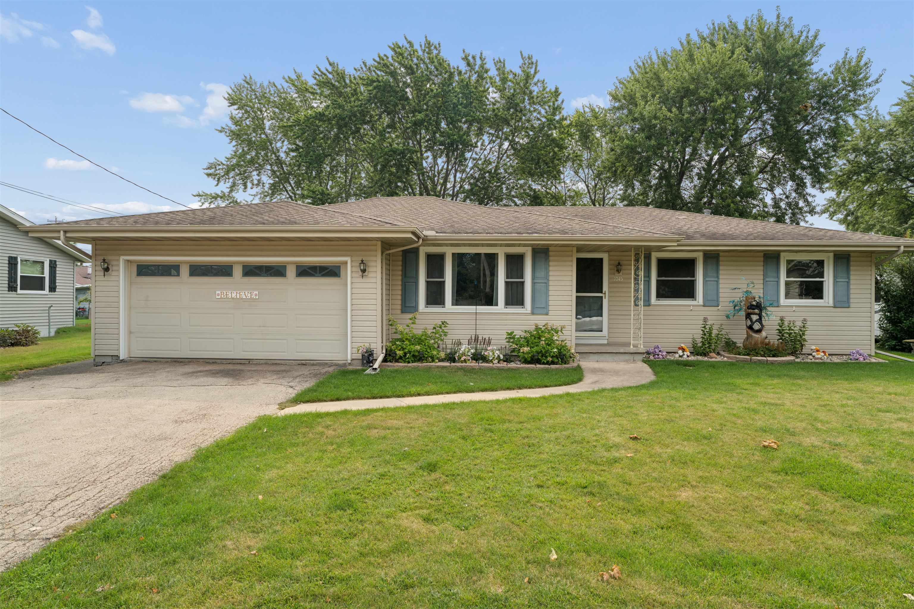 1045 Grove Street Property Photo 1