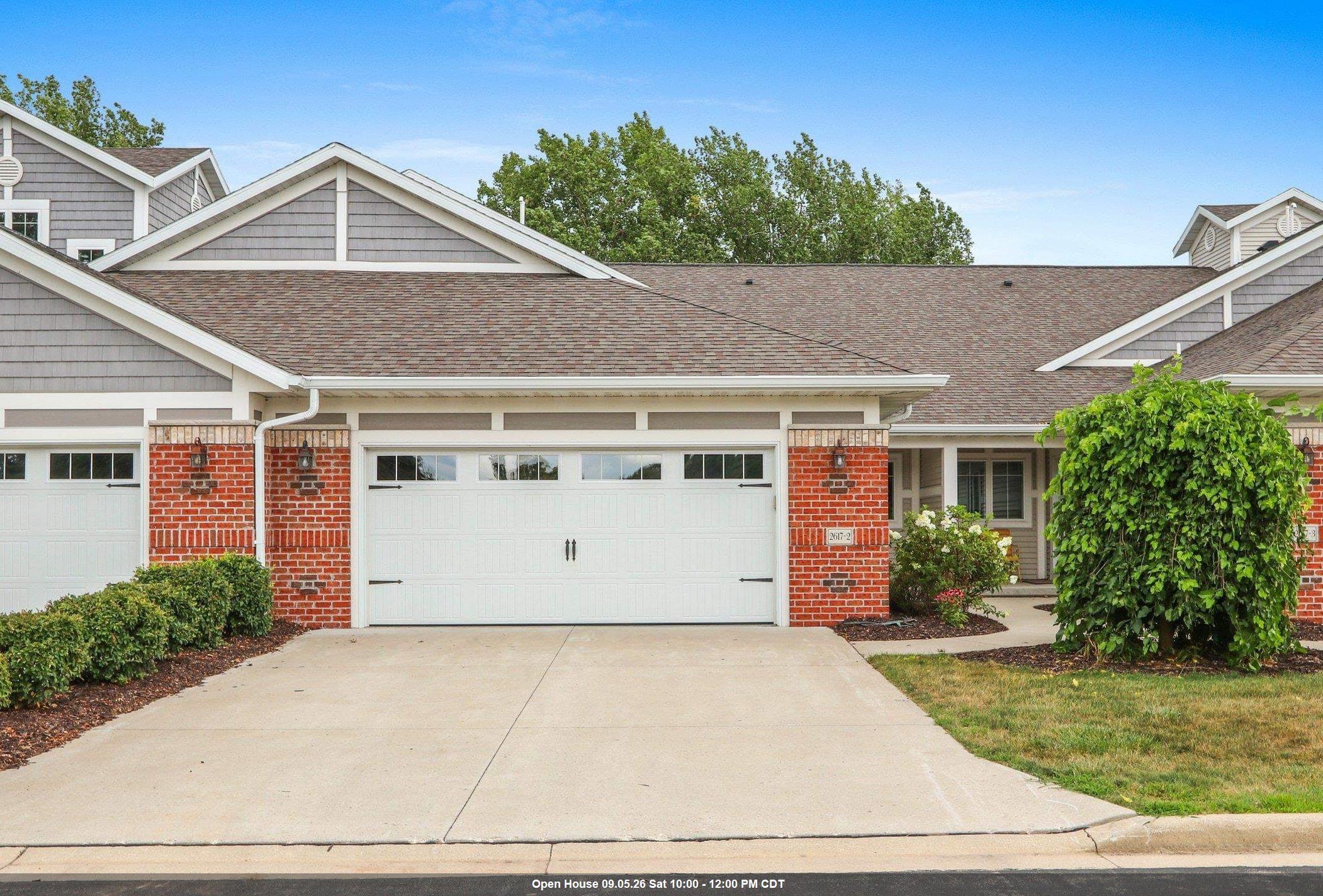 2617 Bay Harbor Circle Property Photo 1