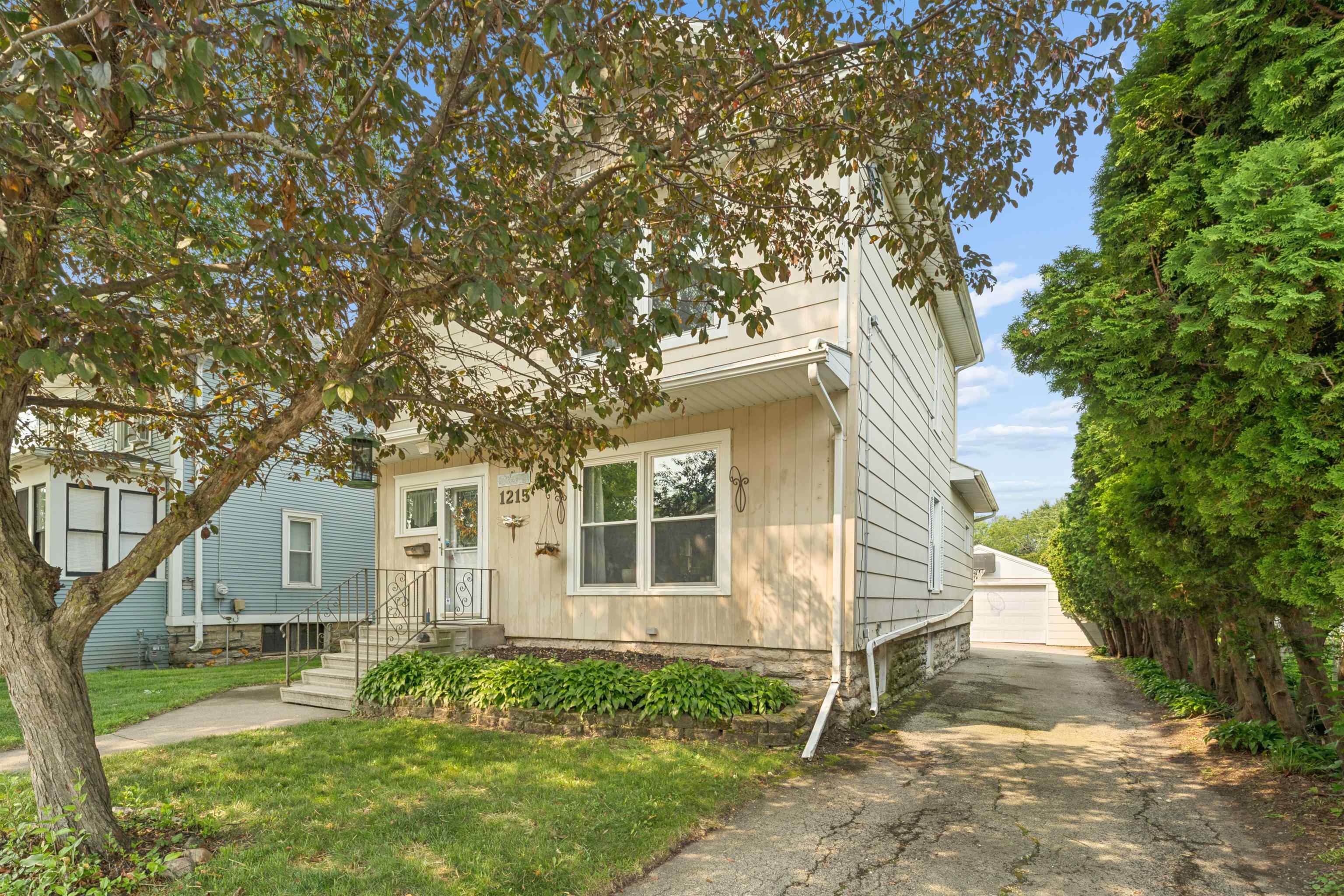 1215 Grand Street Property Photo 1
