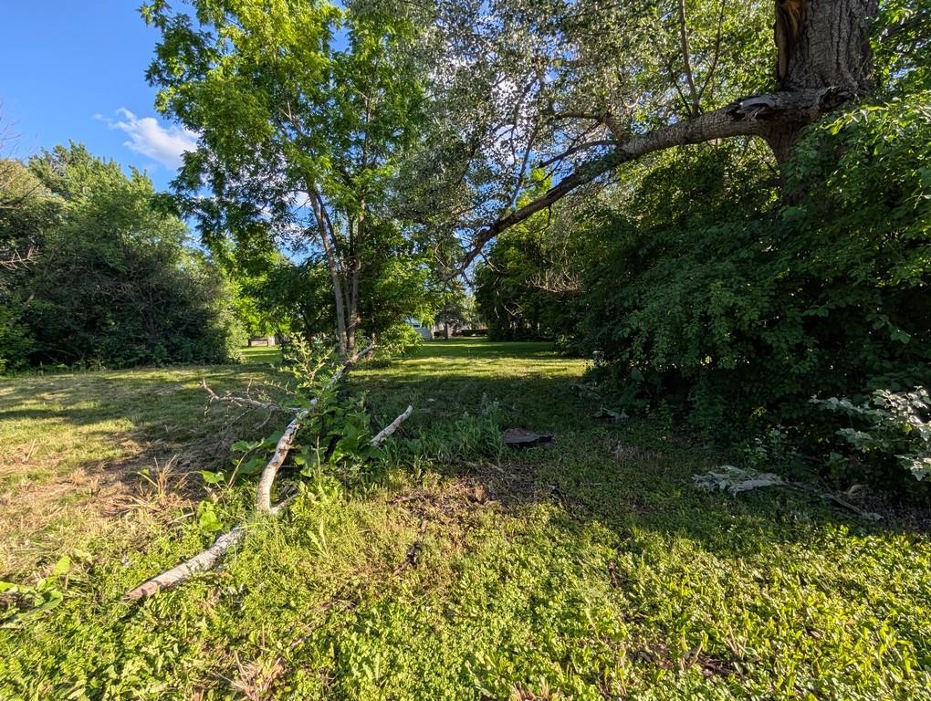 912 Meadow Lane Property Photo 1