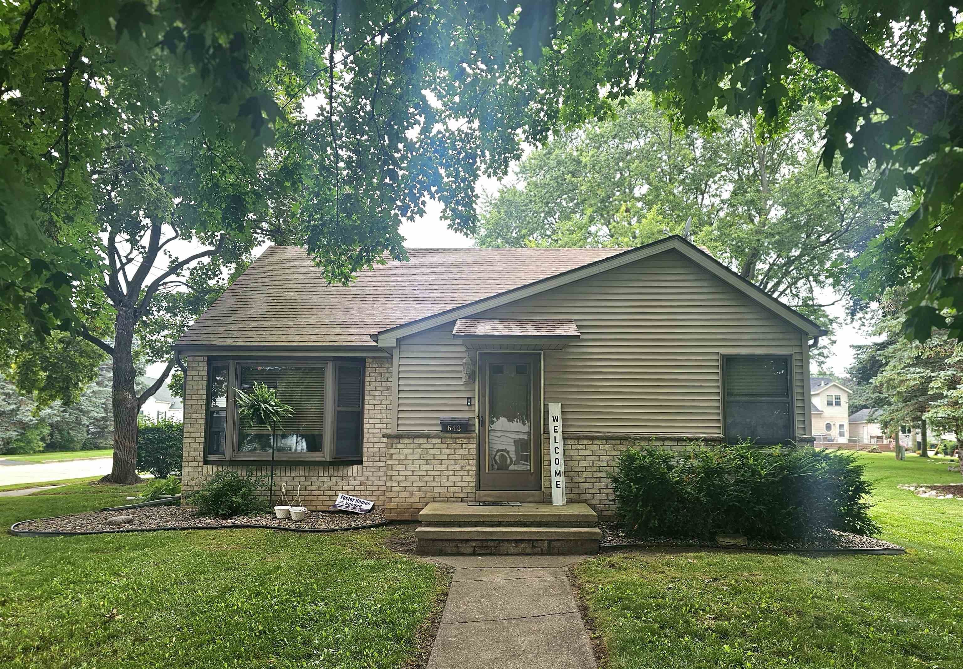643 S Main Street Property Photo 1