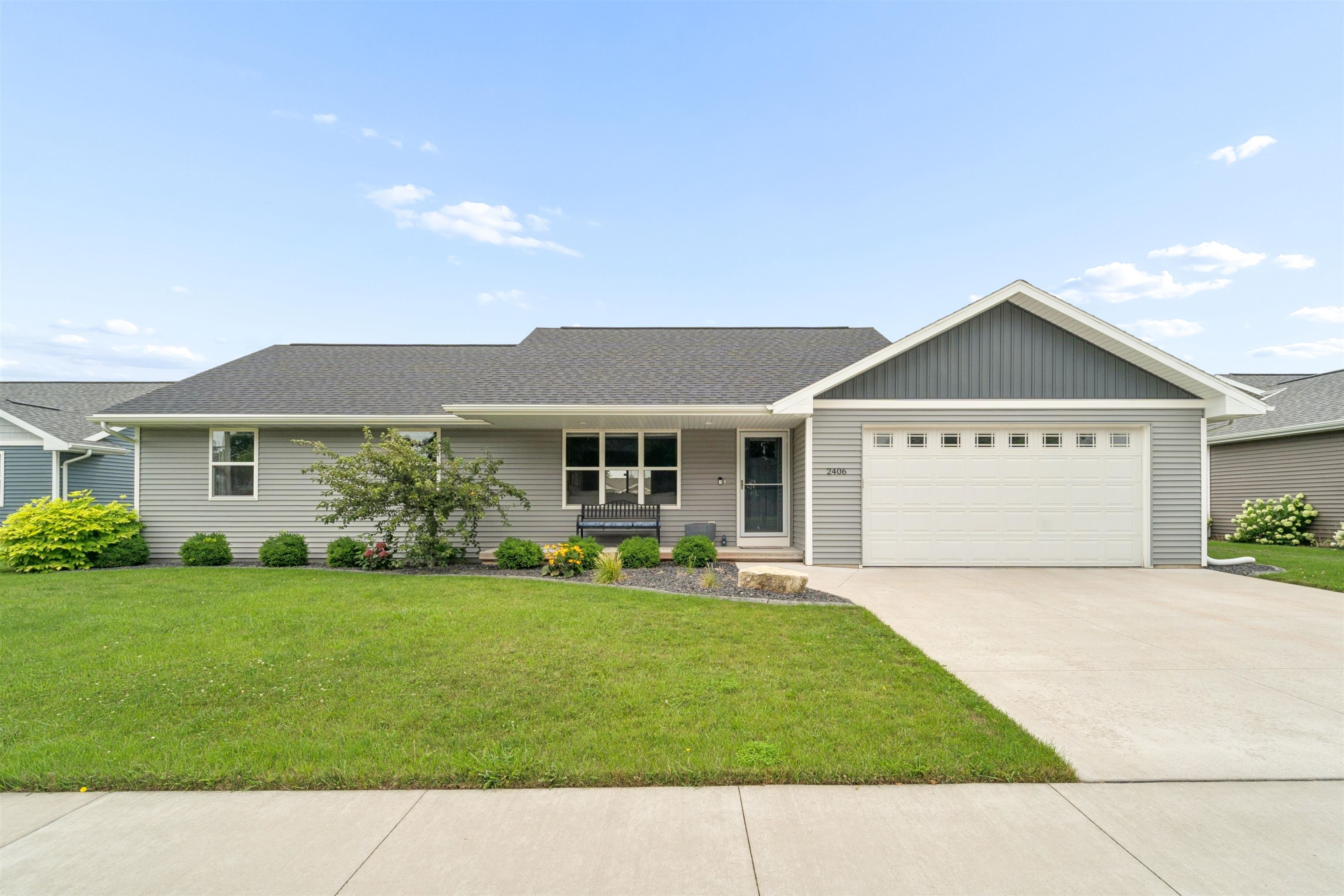 2406 Hendricks Avenue Property Photo 1