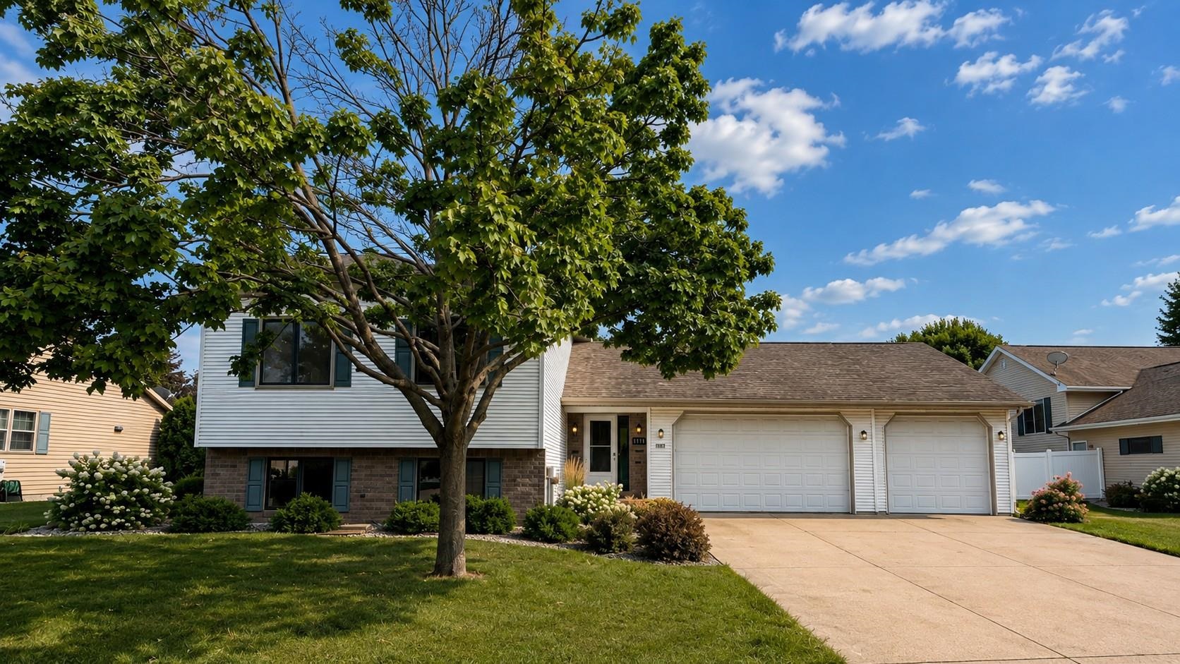 3171 Mockingbird Way Property Photo 1