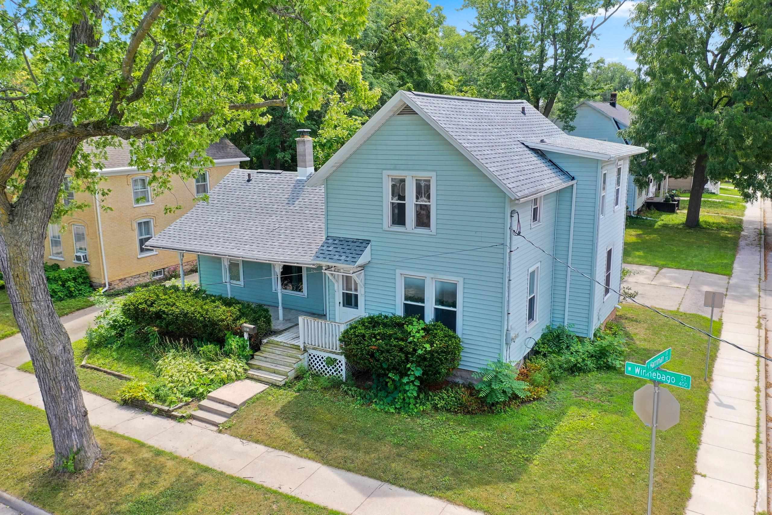 425 W Winnebago Street Property Photo 1