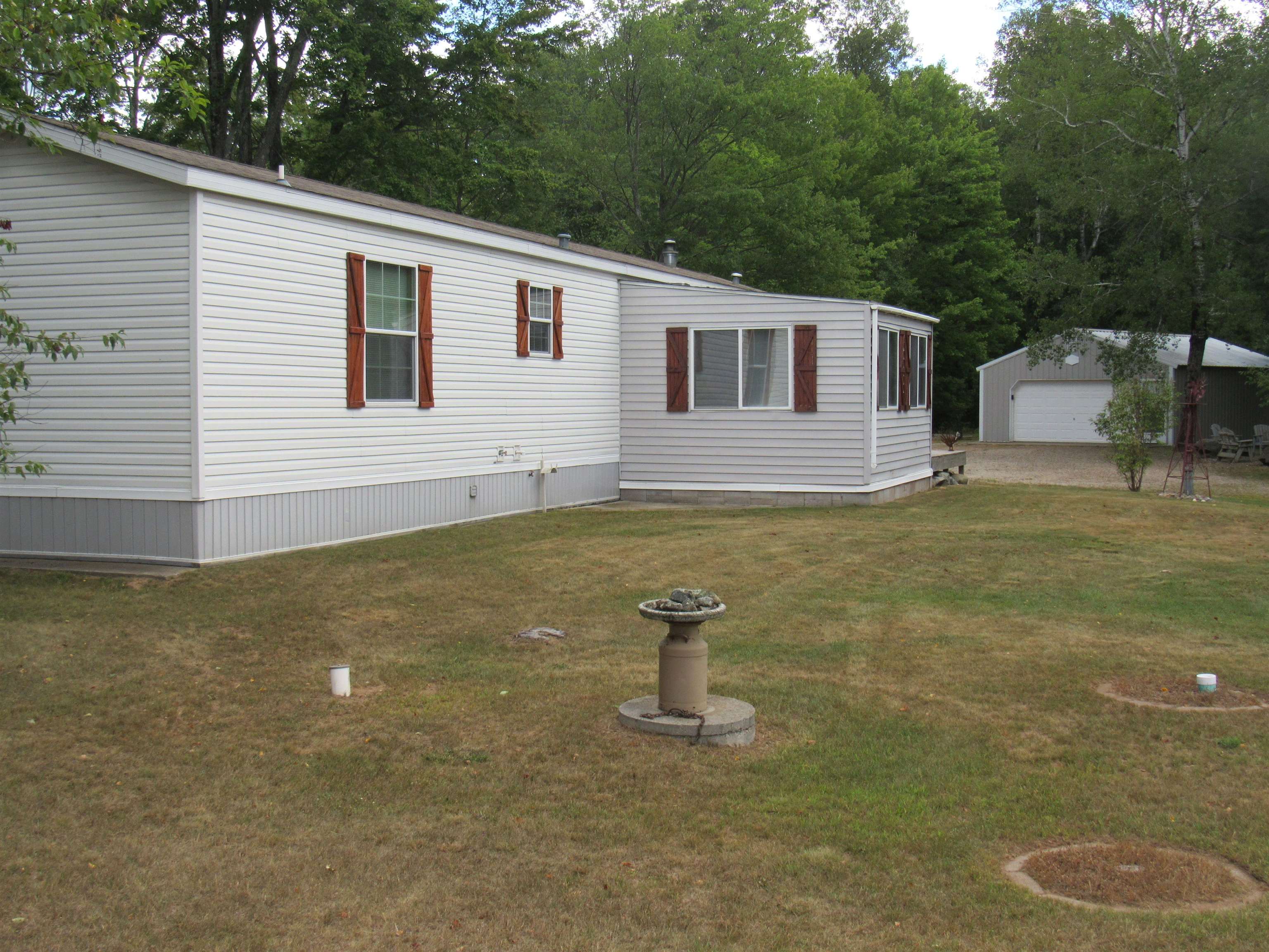 W8598 Beecher Lake Road Property Photo 1