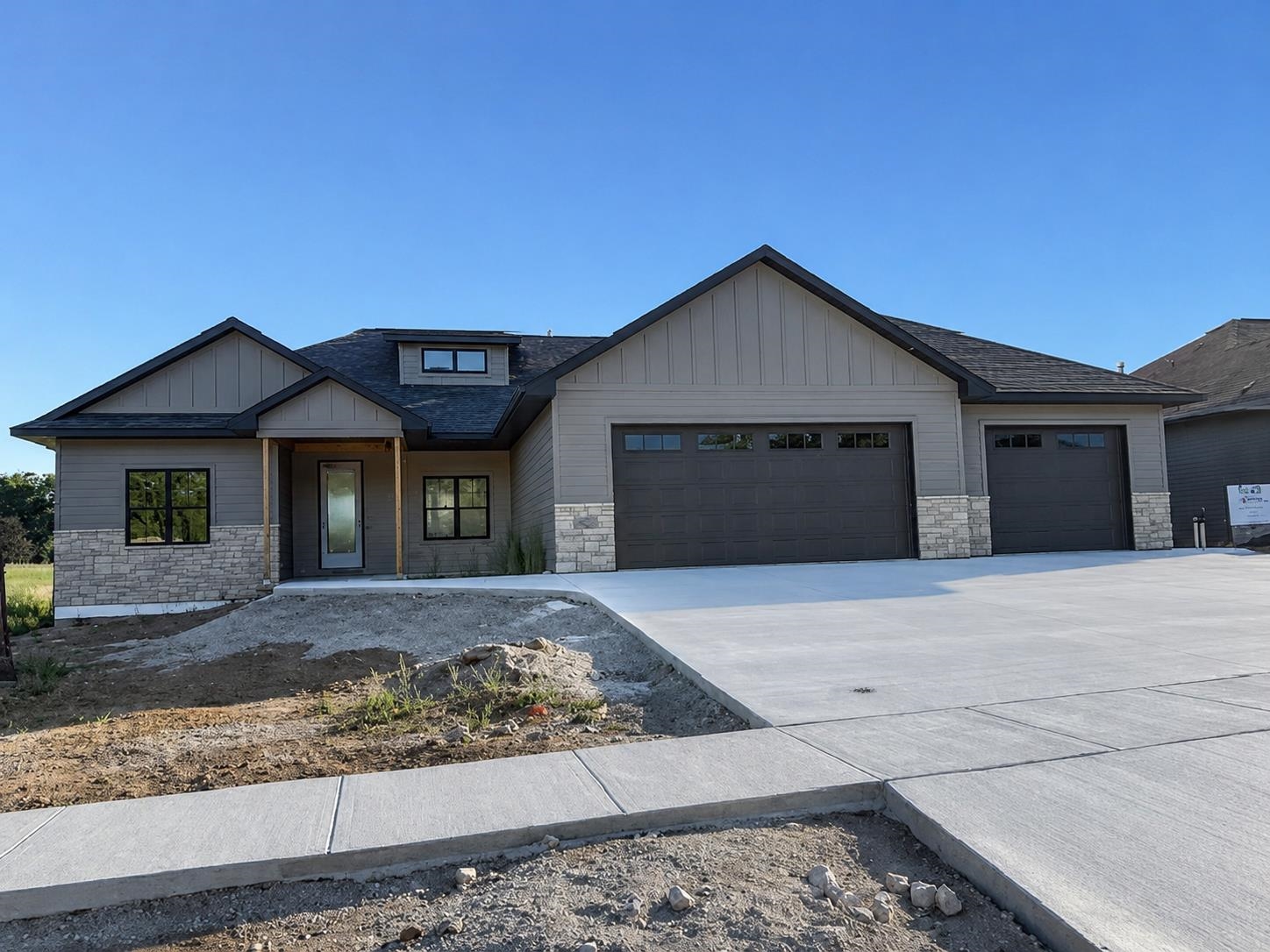 4933 Big Sky Pass Property Photo 1