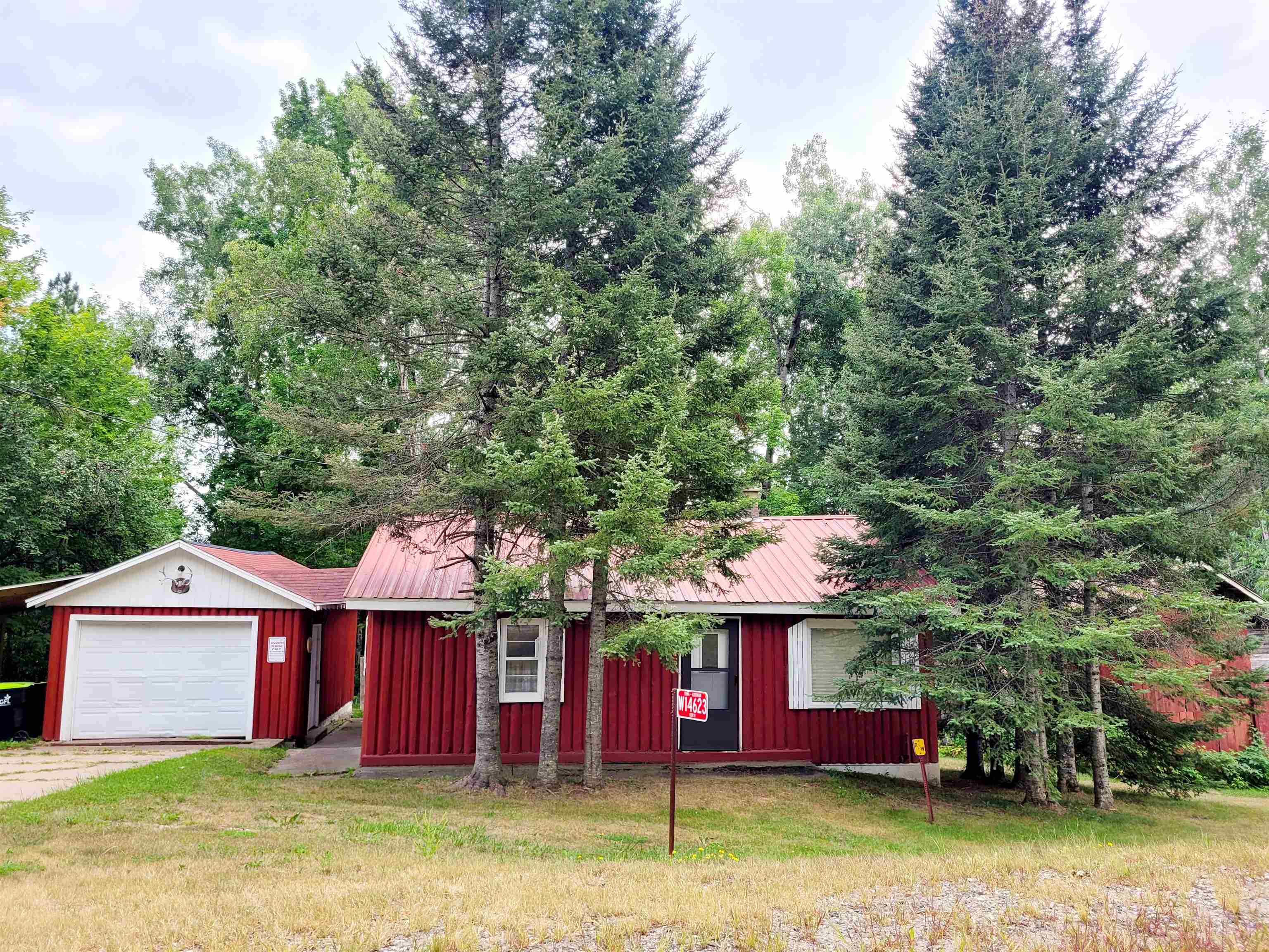 W14623 Us Hwy 8 Property Photo 1