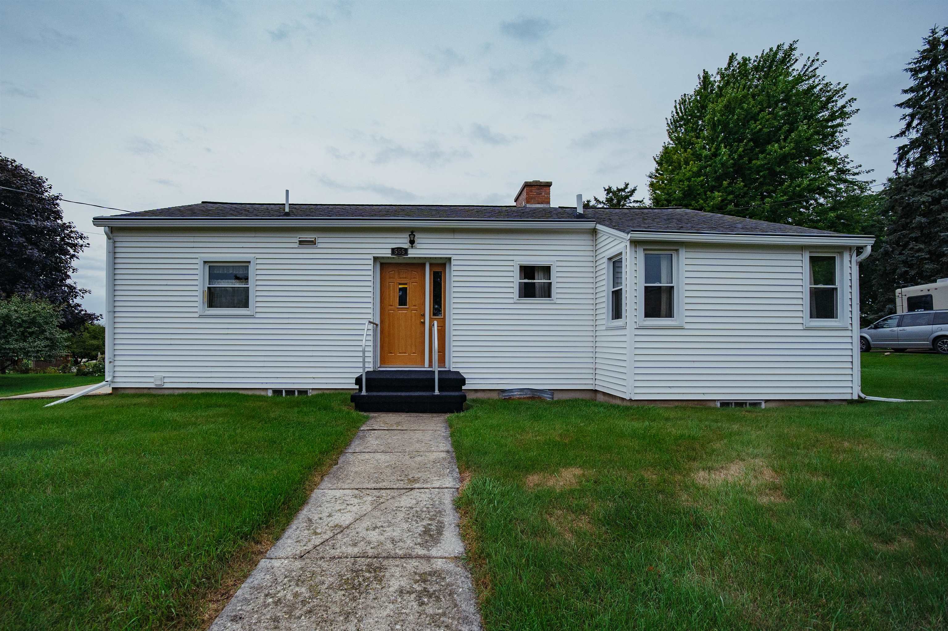 555 Pleasant Hill Avenue Property Photo 1