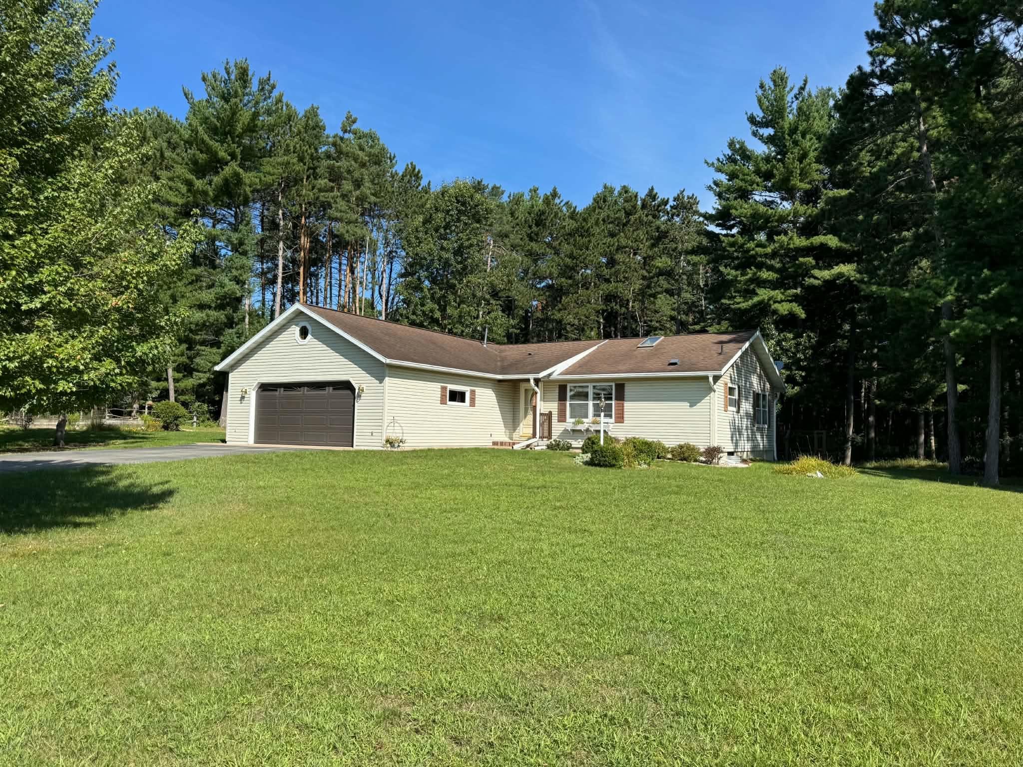 E846 ARROWHEAD Drive