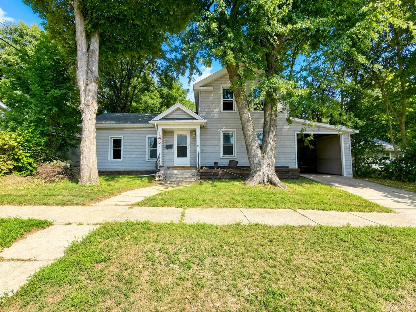 145 E Union Street Property Photo 1
