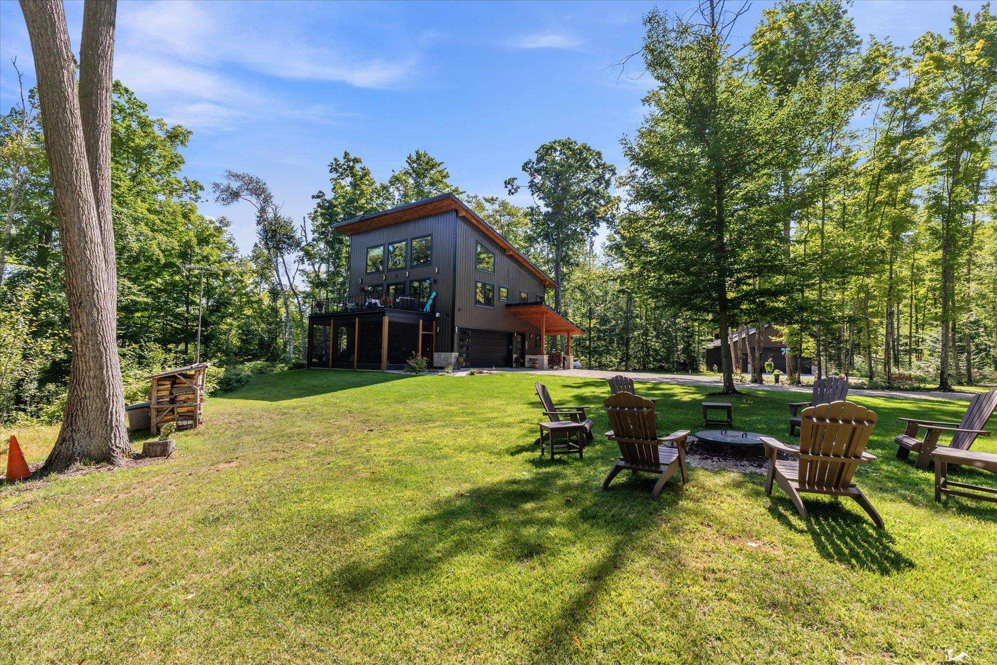 15812 Mac Holz Lane Property Photo 1