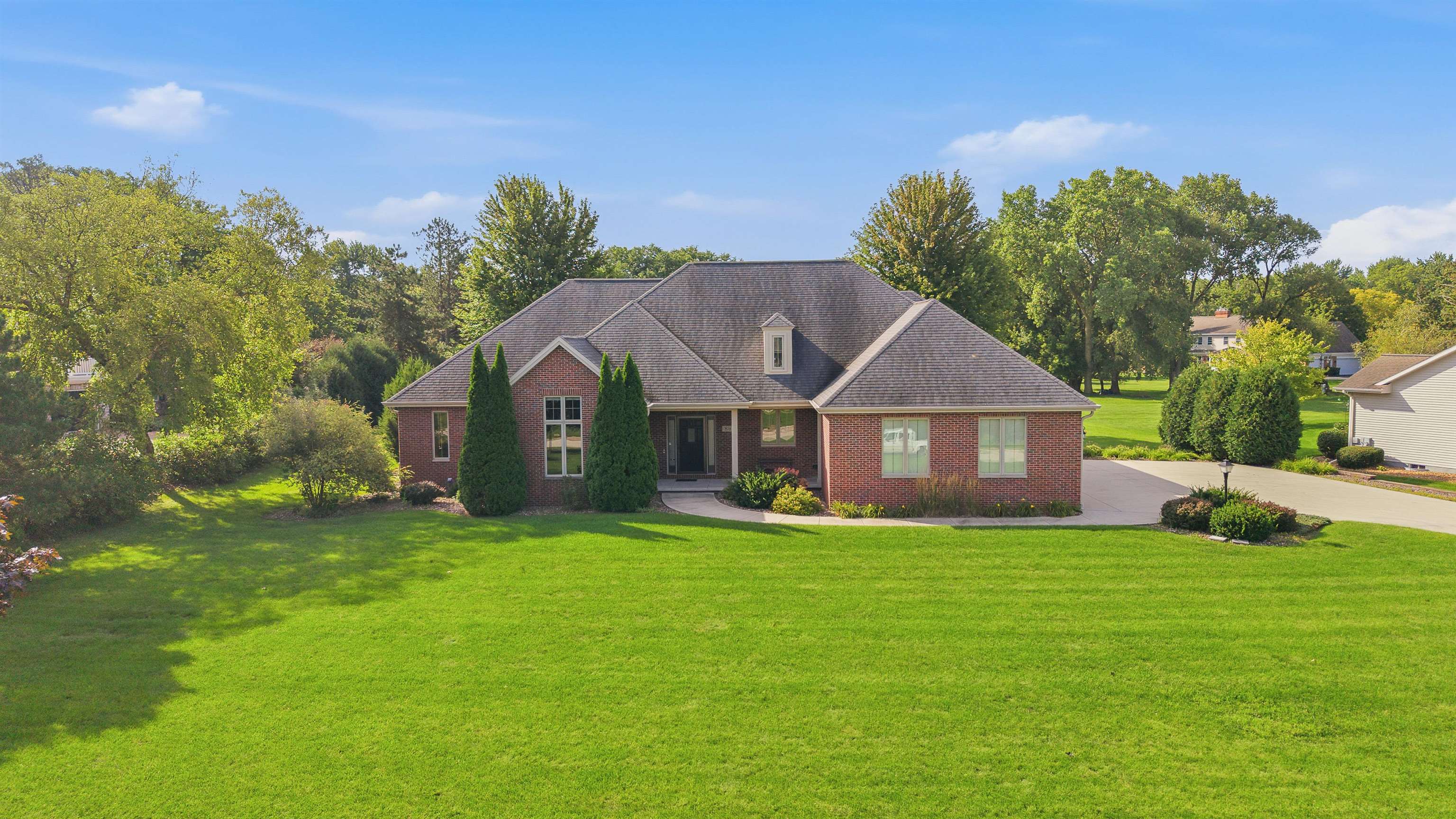 808 MULLEN Drive