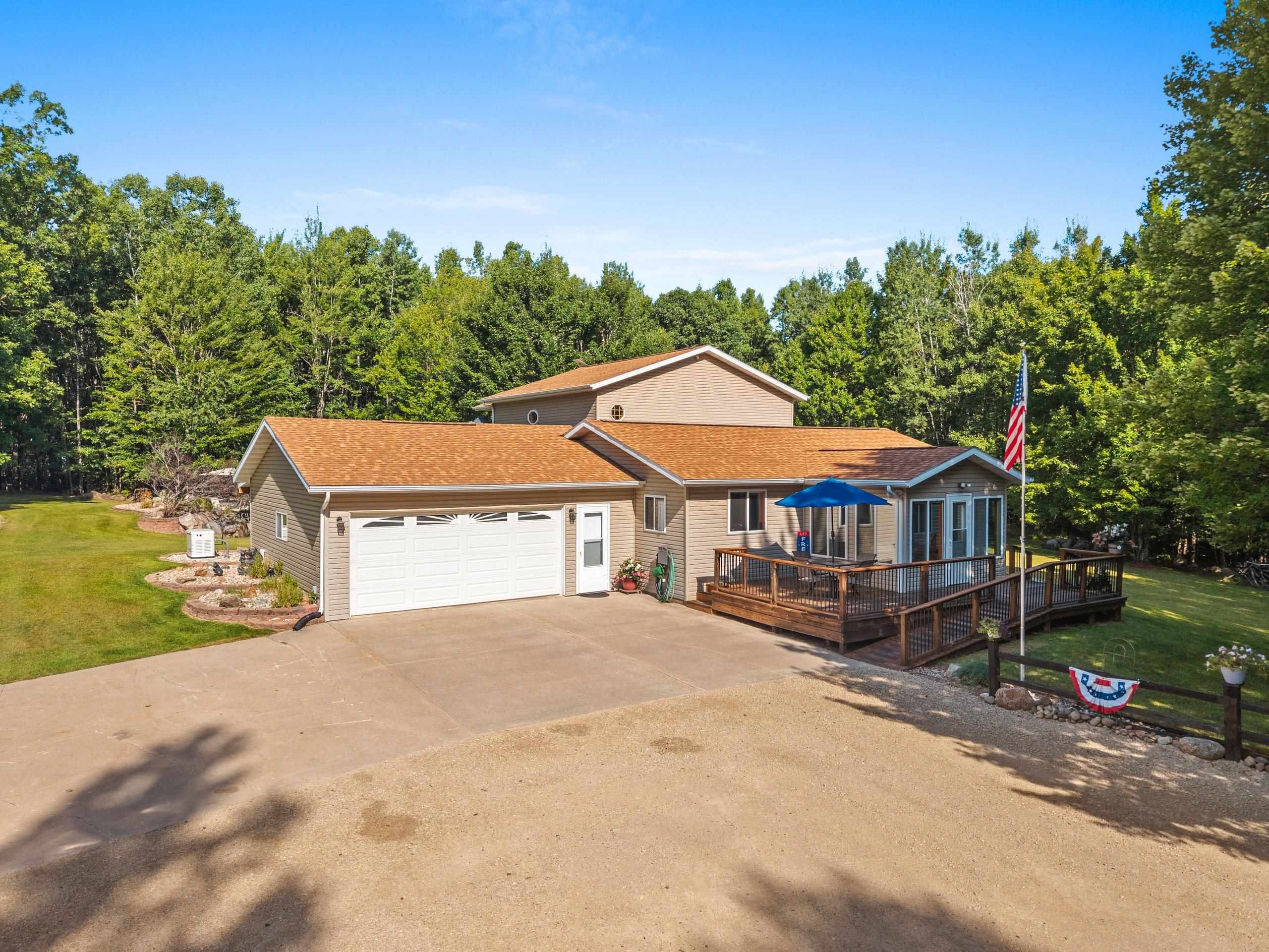 W10614 Benson Lake Road Property Photo 1