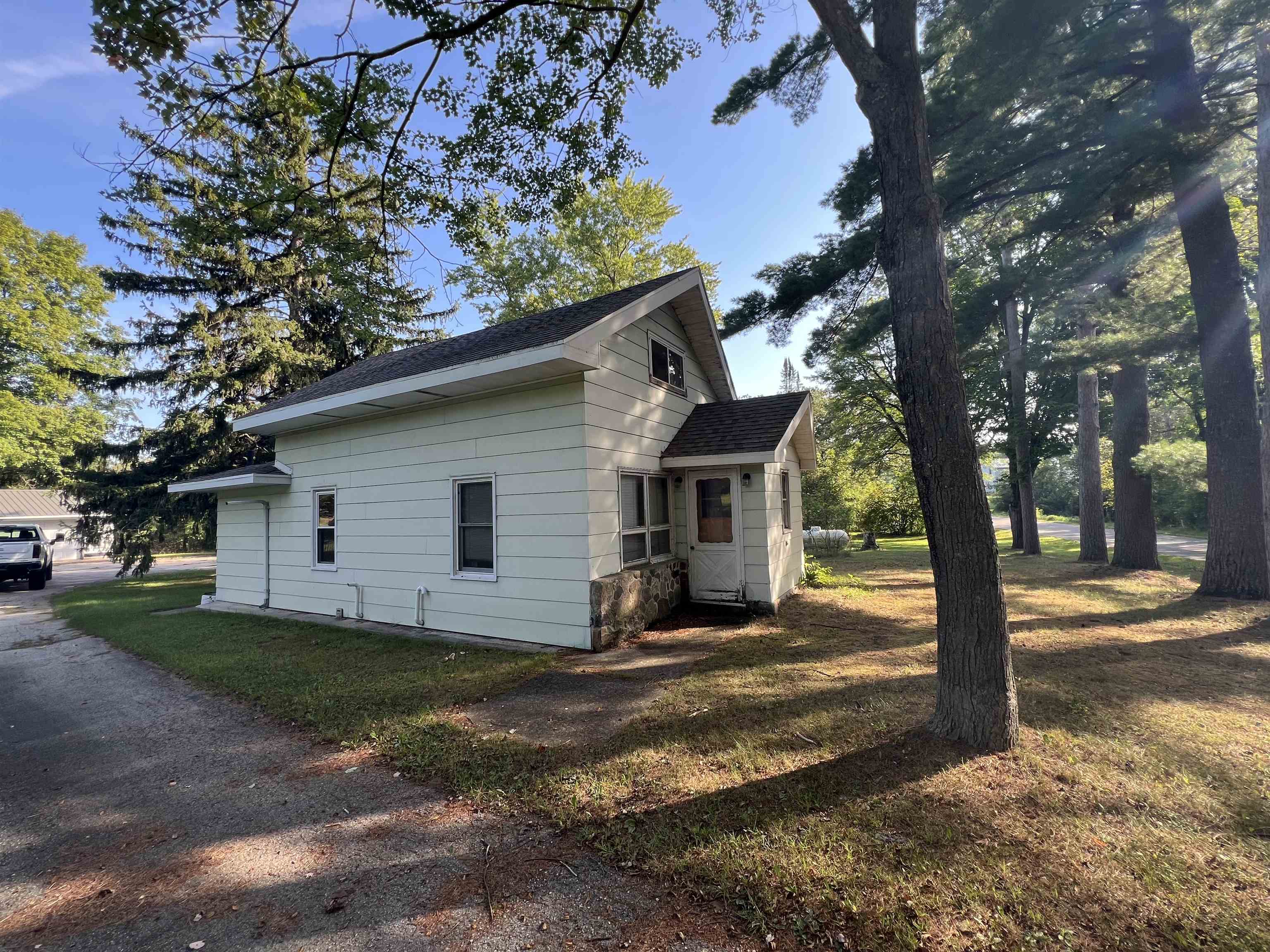 N5539 26th Road Property Photo 1