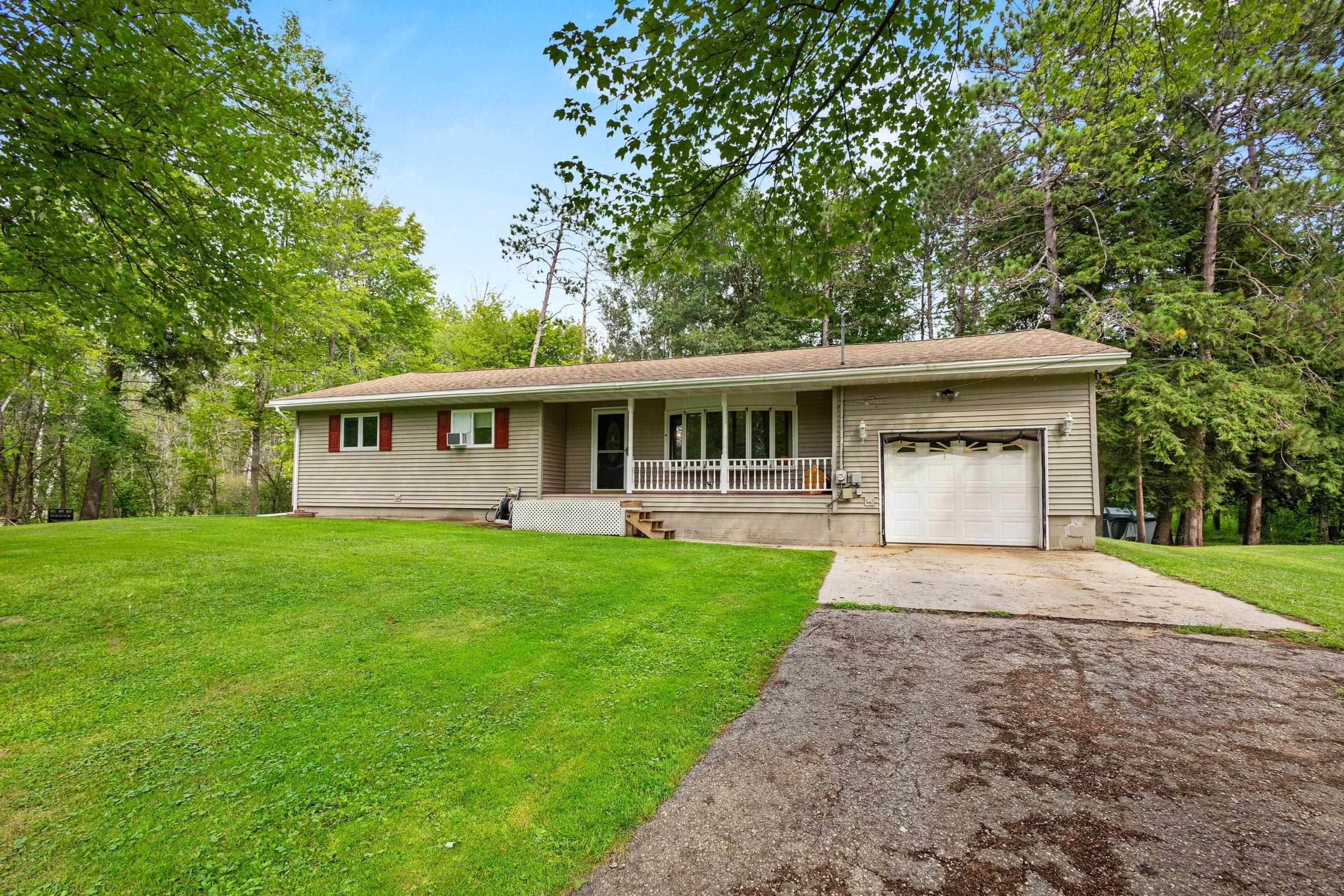 N520 River Drive Property Photo 1